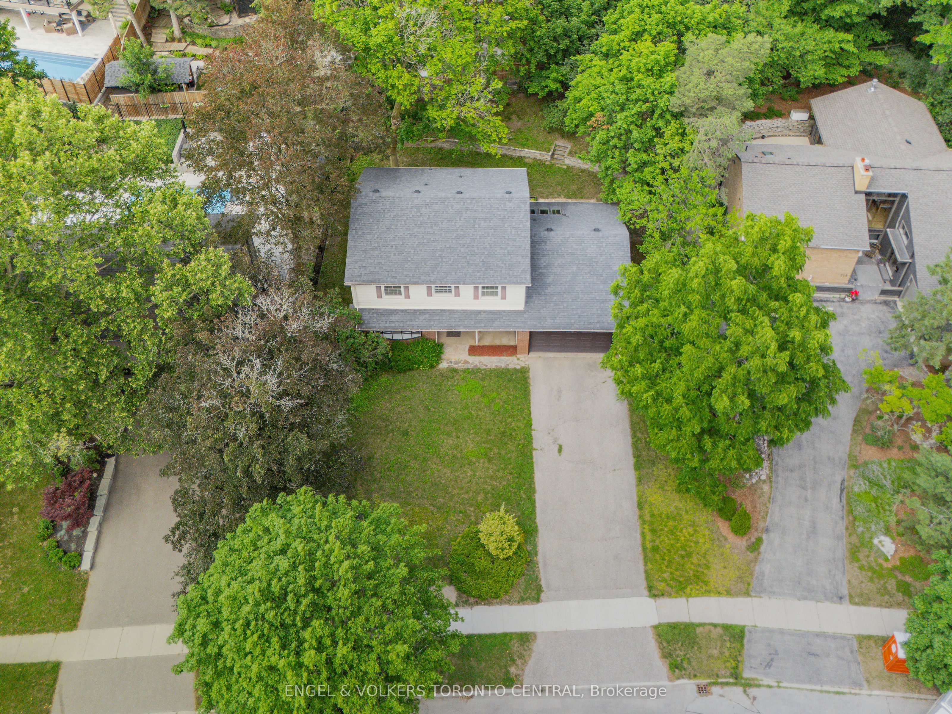256 Shakespeare Drive