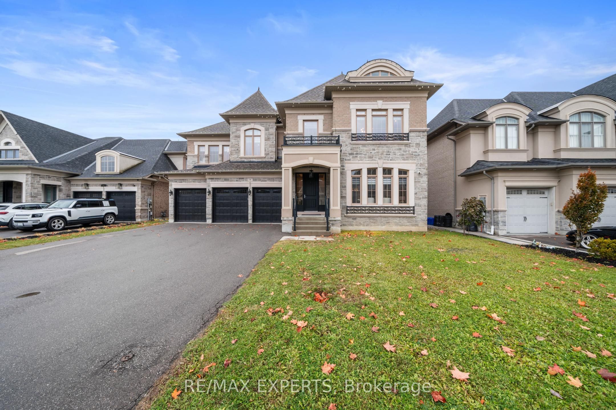 16 Raymond Love Court