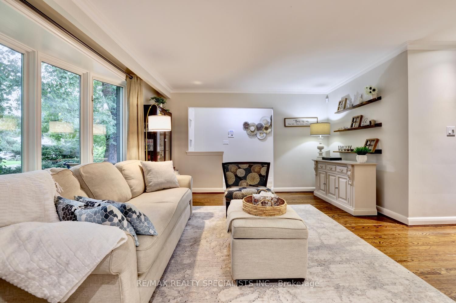 1589 Crediton Parkway