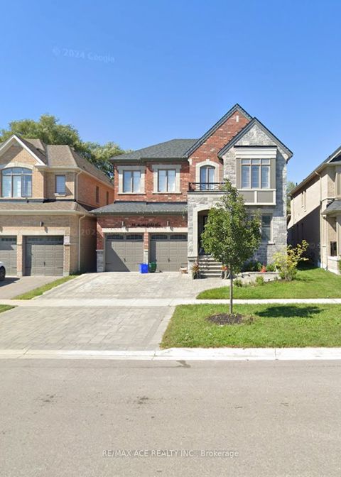 14 Micklefield Avenue Whitby ON L1P 0C3