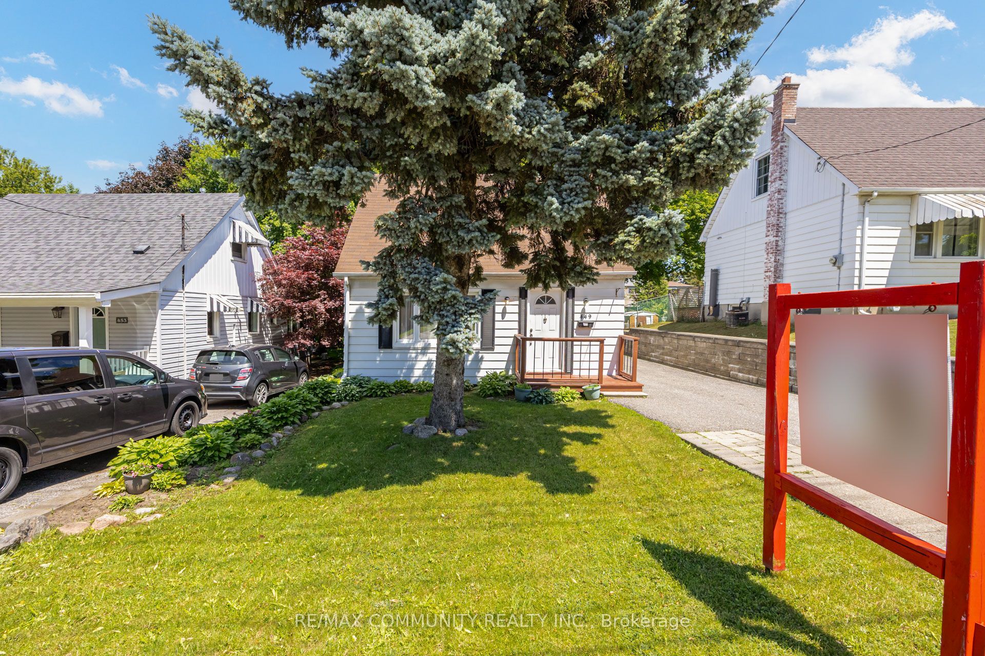 449 Ritson Road N
