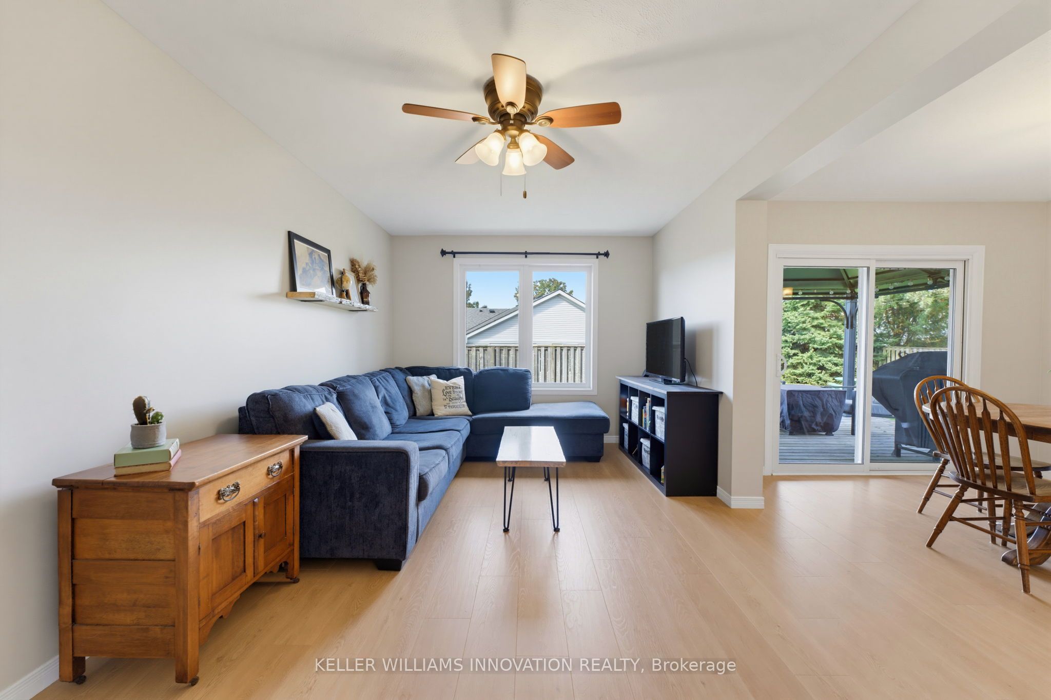 15 Barnett Street W