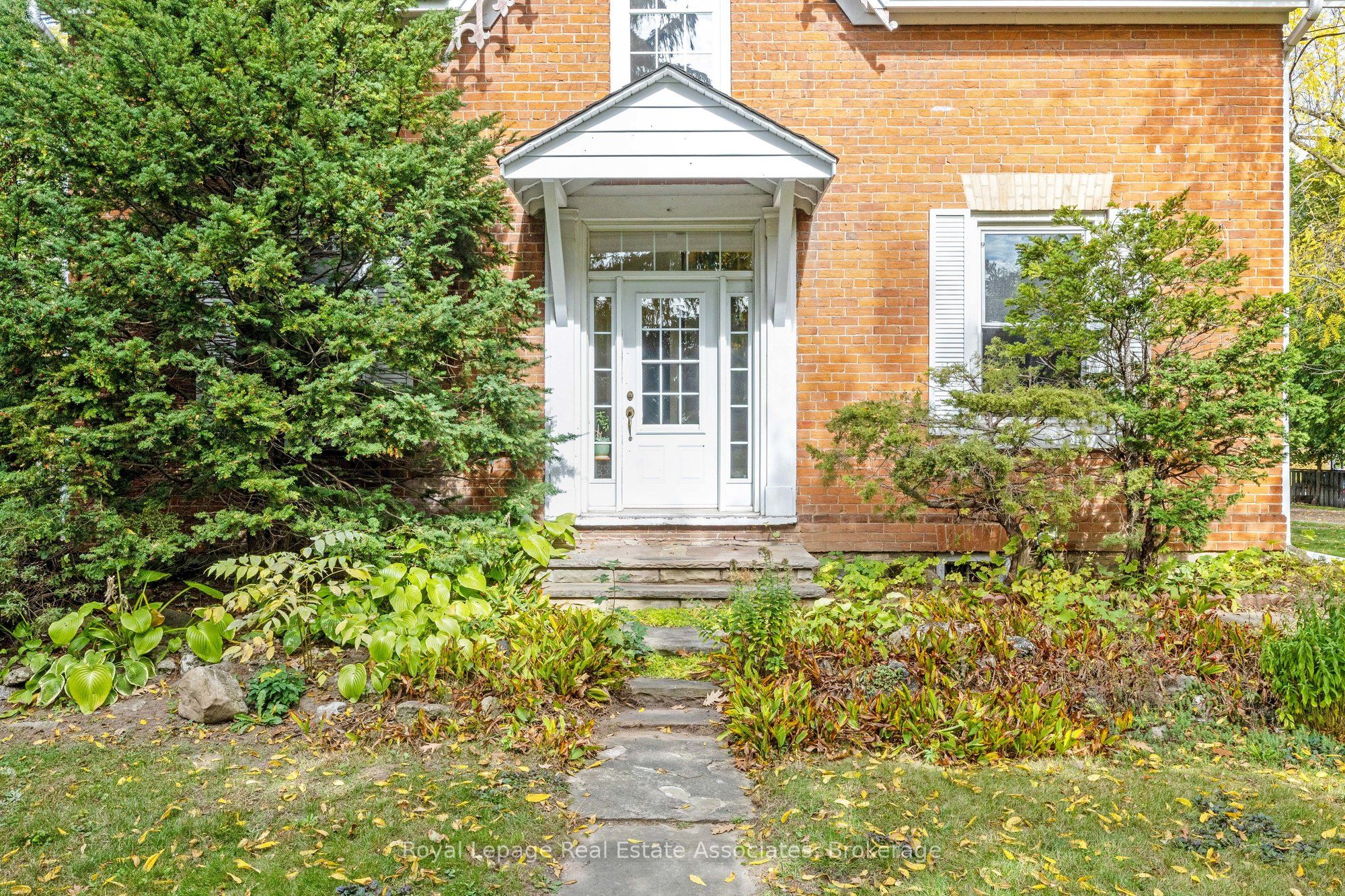 85 and 0 Guelph Street