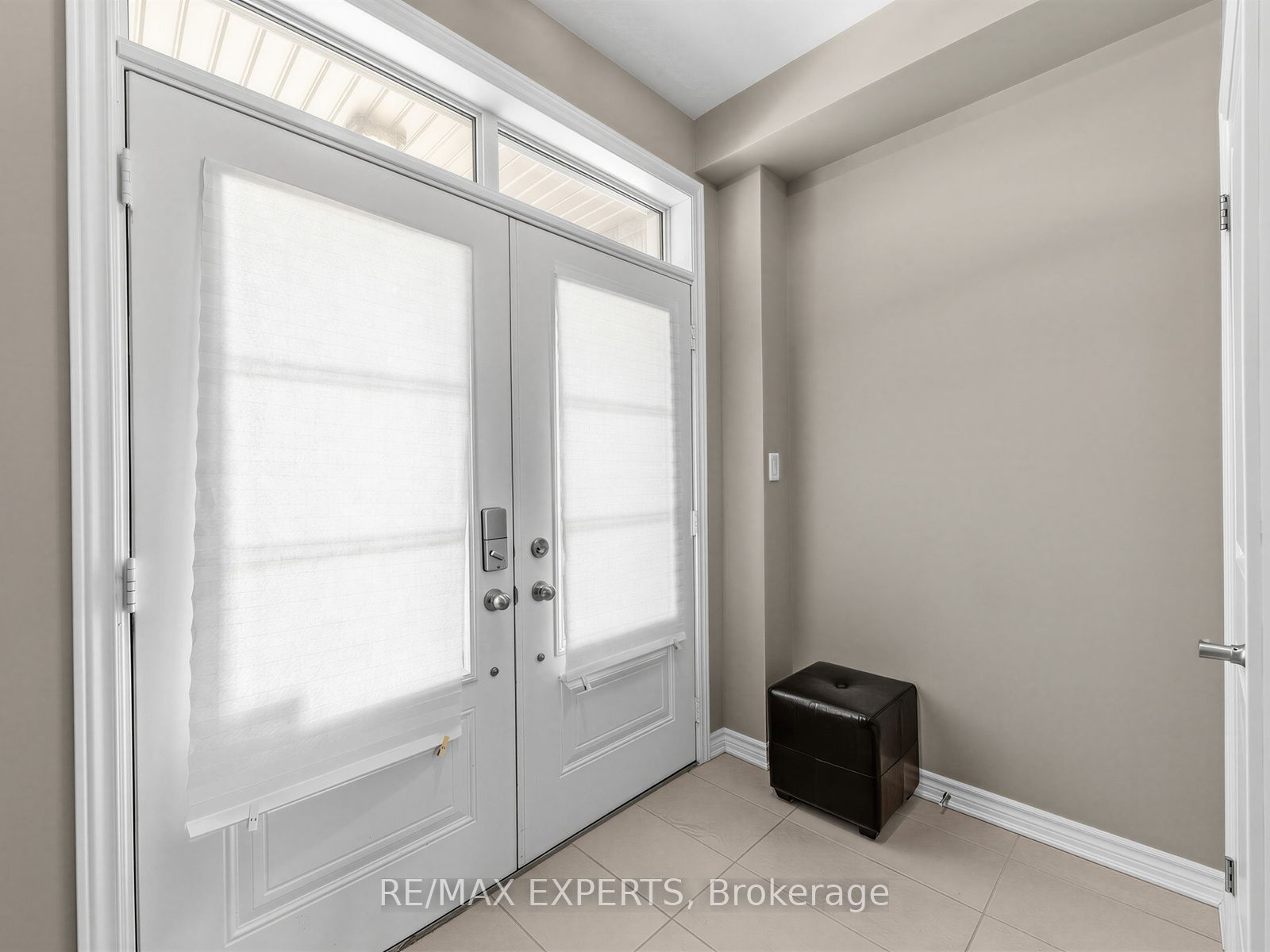 52 Vedette Way