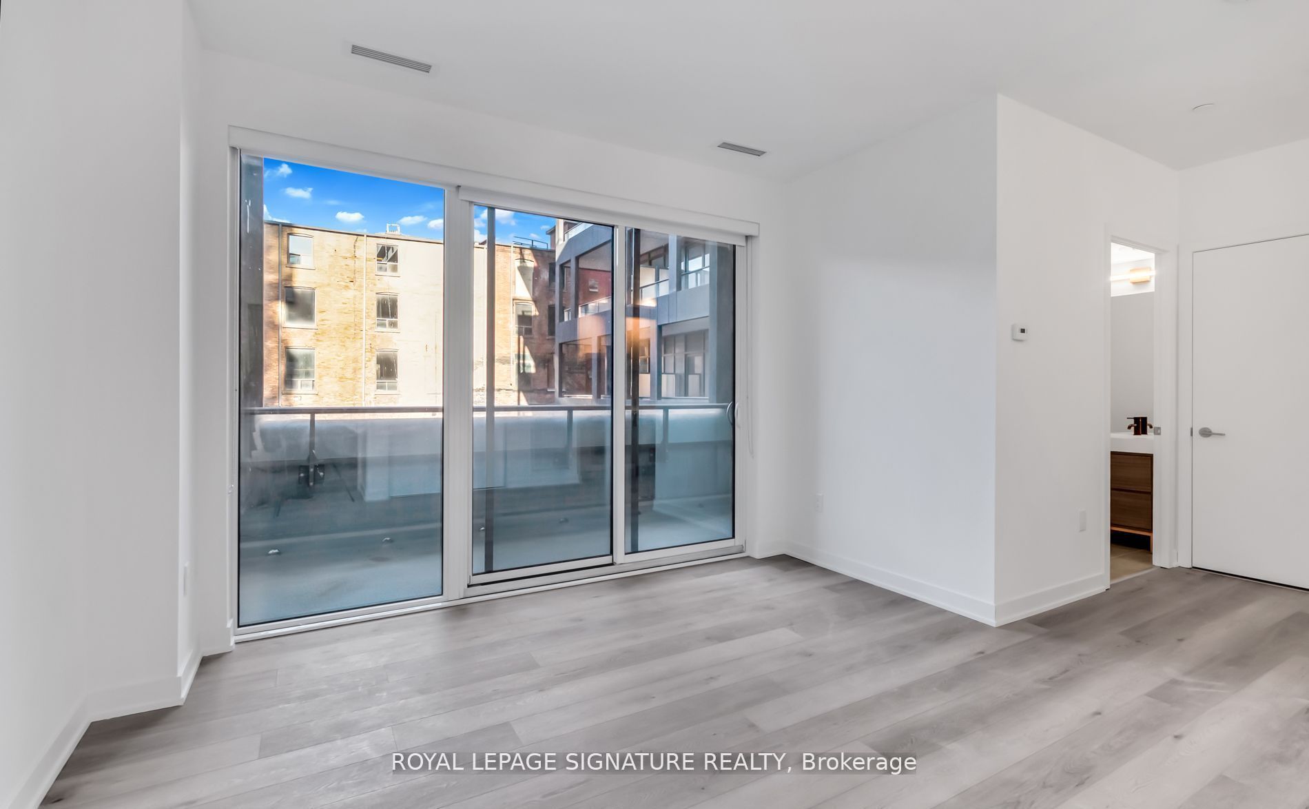 9 Tecumseth Street 403