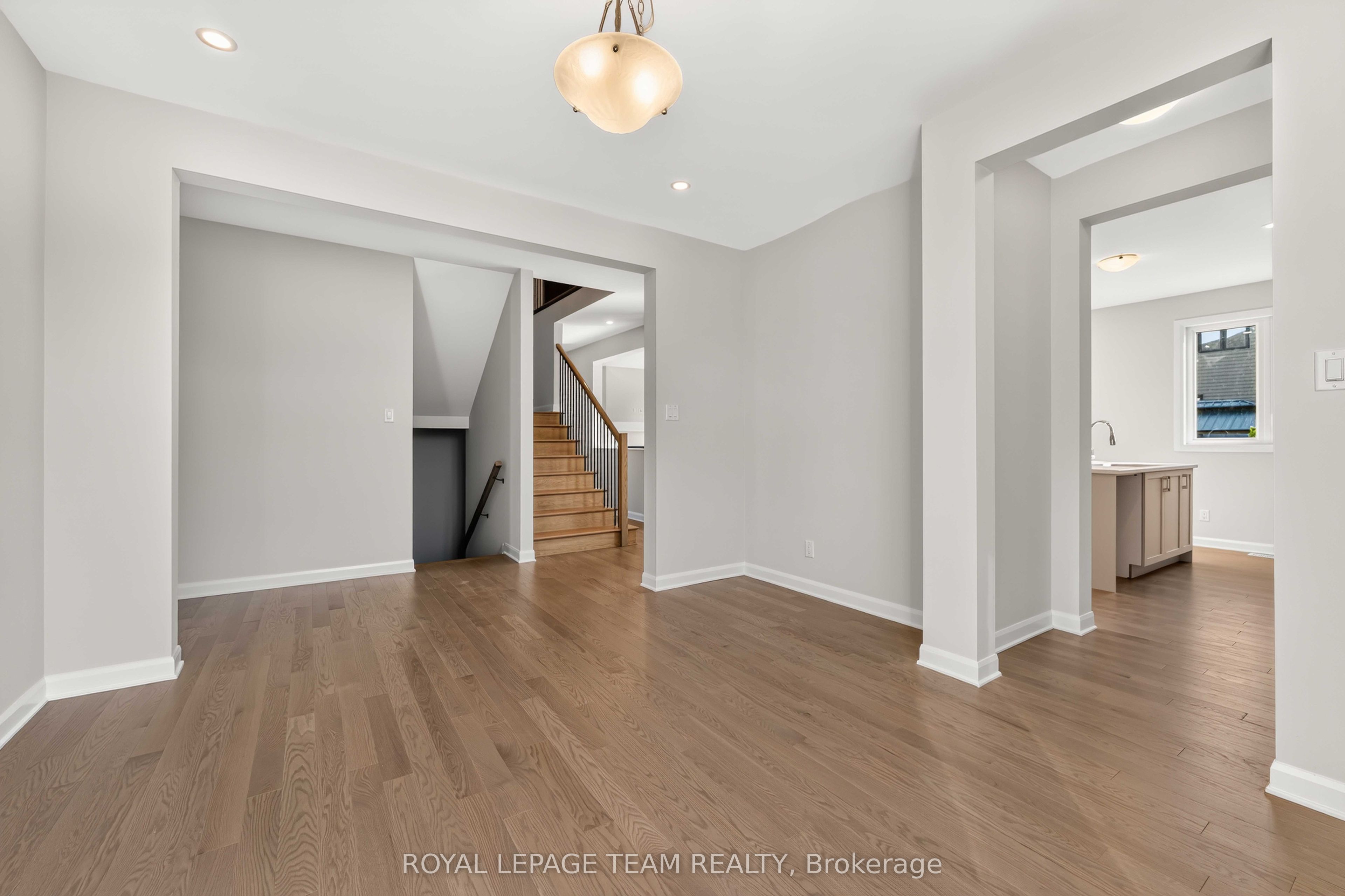 2000 Wanderer Avenue