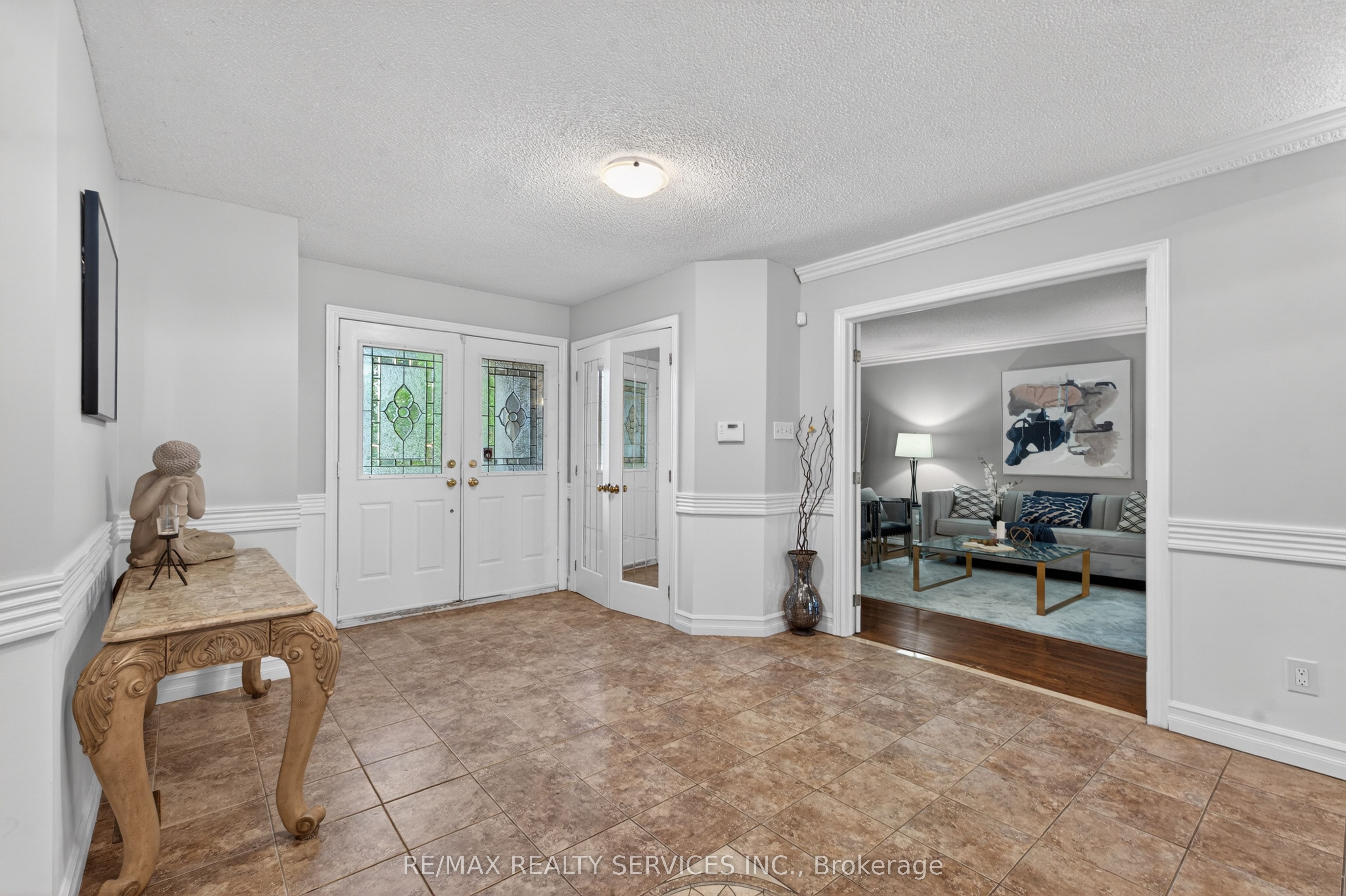 2069 Schoolmaster Circle
