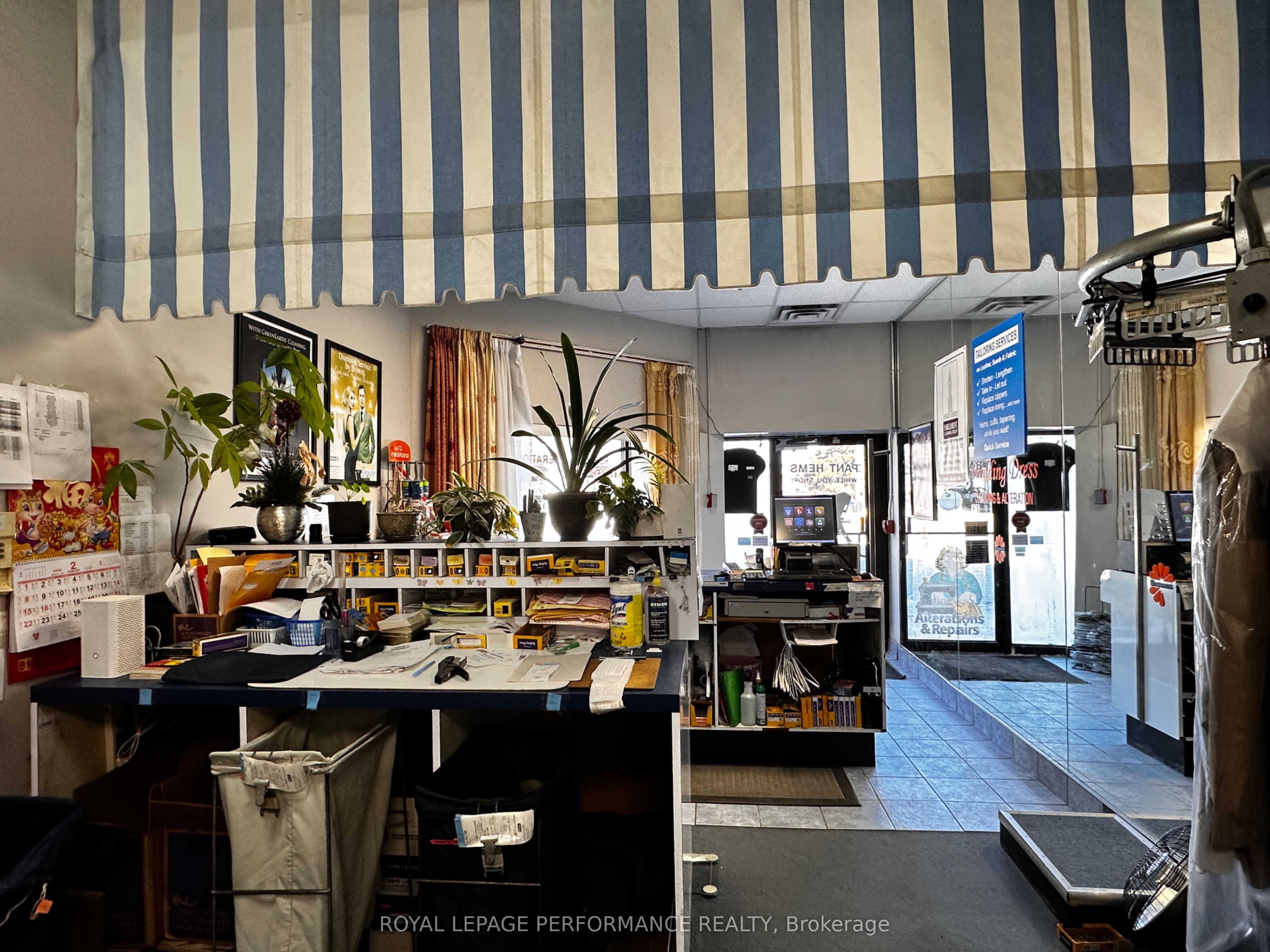 2121 Carling Avenue 54B