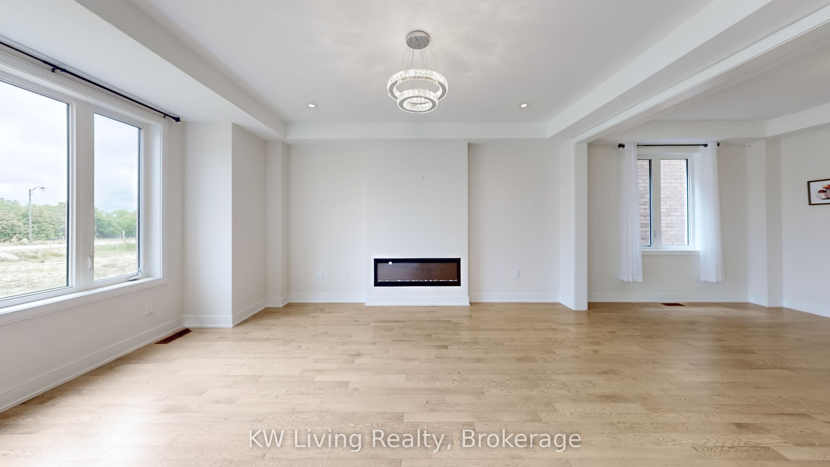 37 Kenneth Rogers Crescent