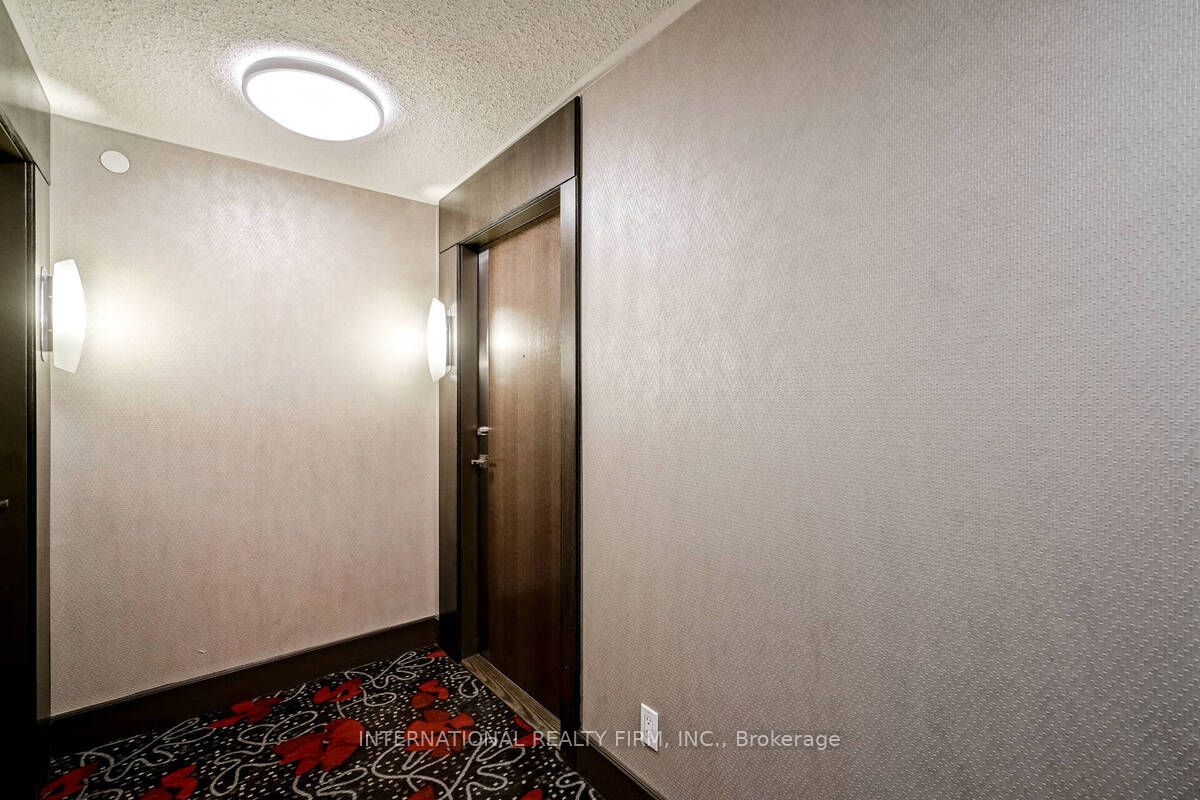 2 Eva Road Road 2222