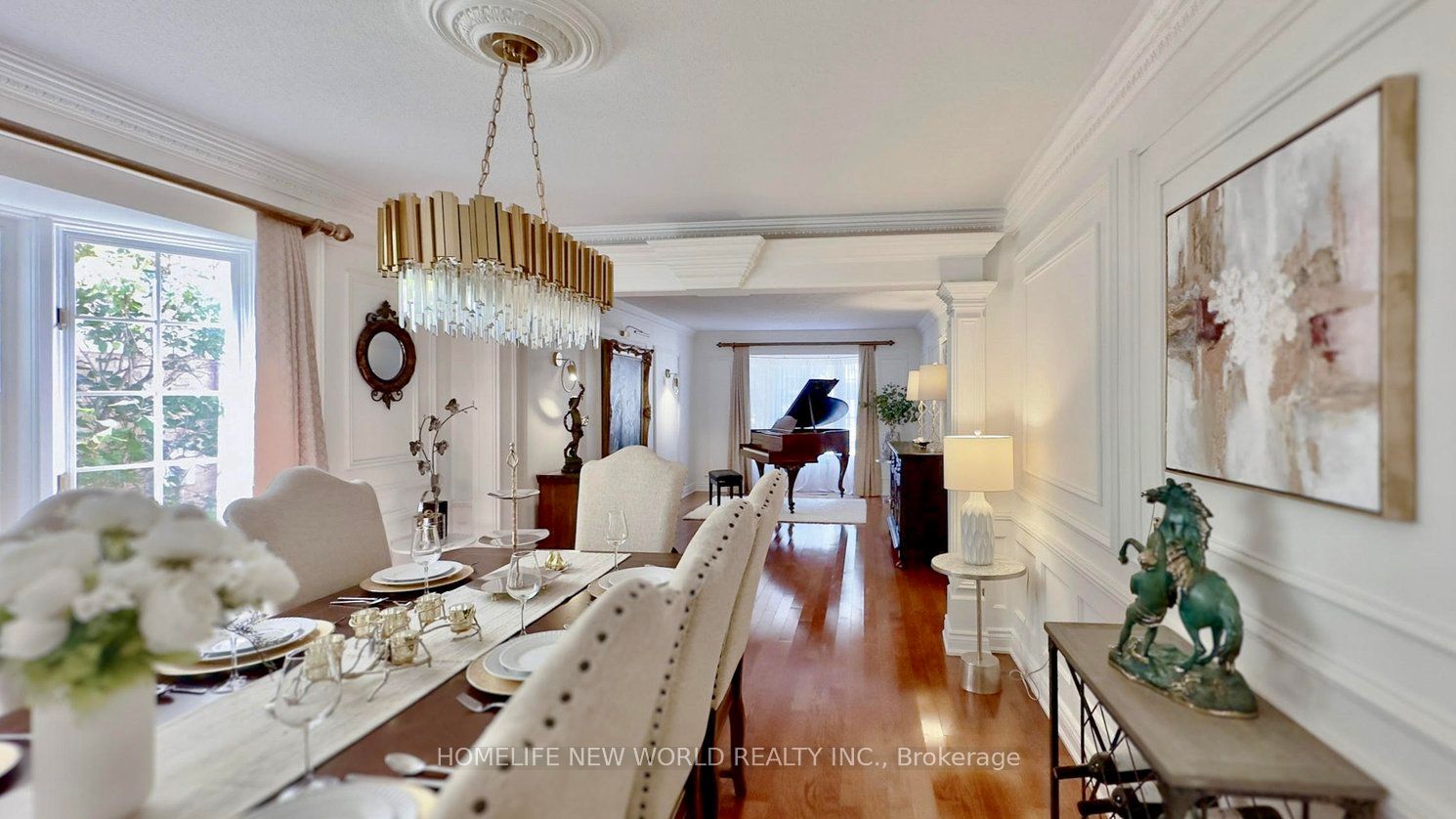 35 Chipperfield Crescent