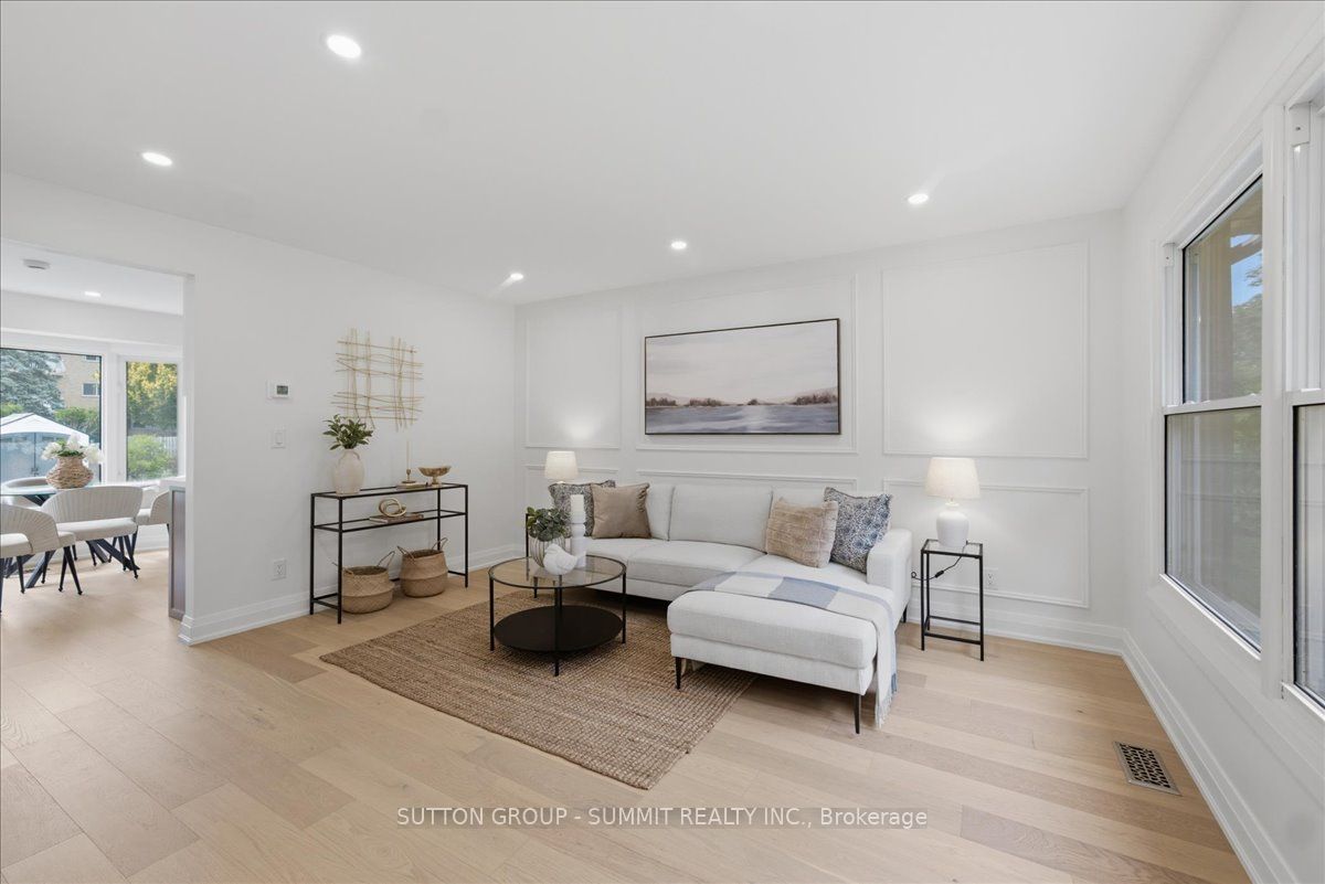 60 Nethercott Drive