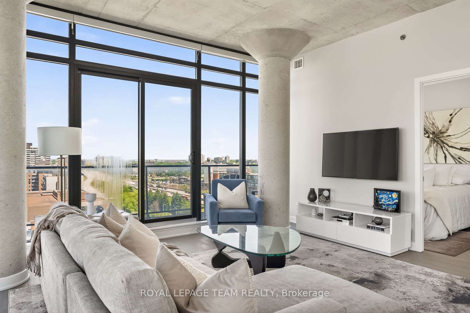 203 CATHERINE Street 1009