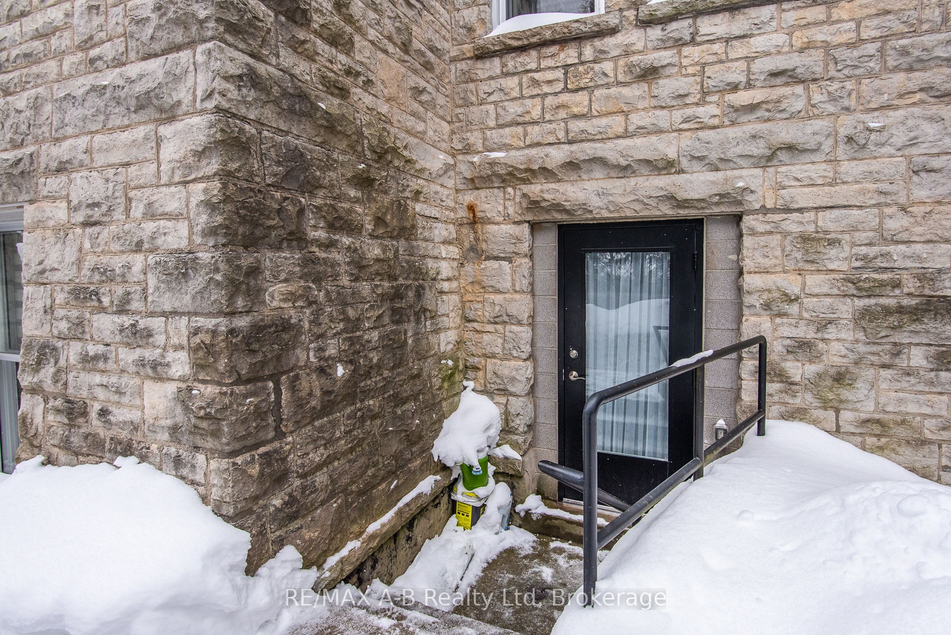 189 Elizabeth Street 1C