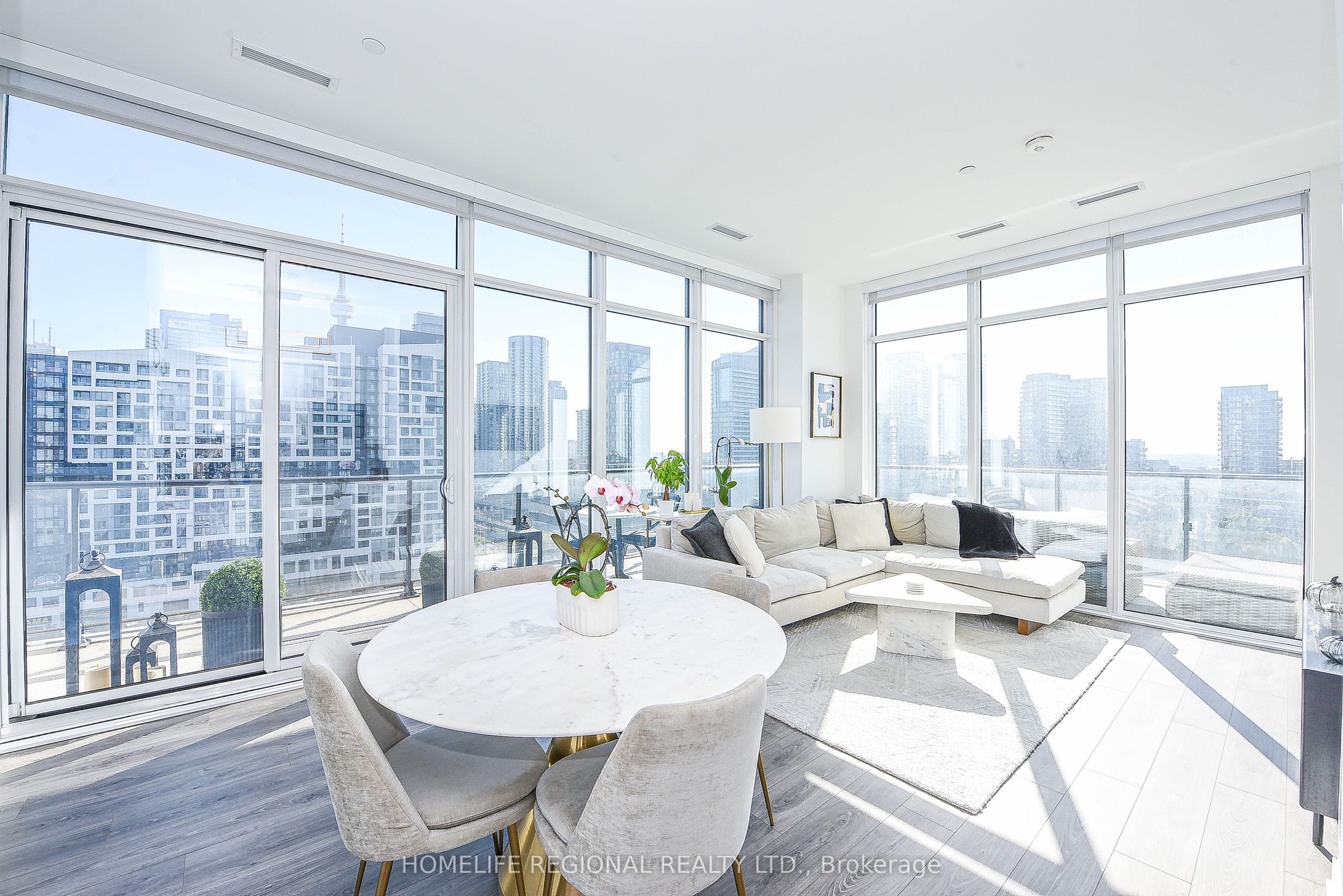 9 Tecumseth Street PH19