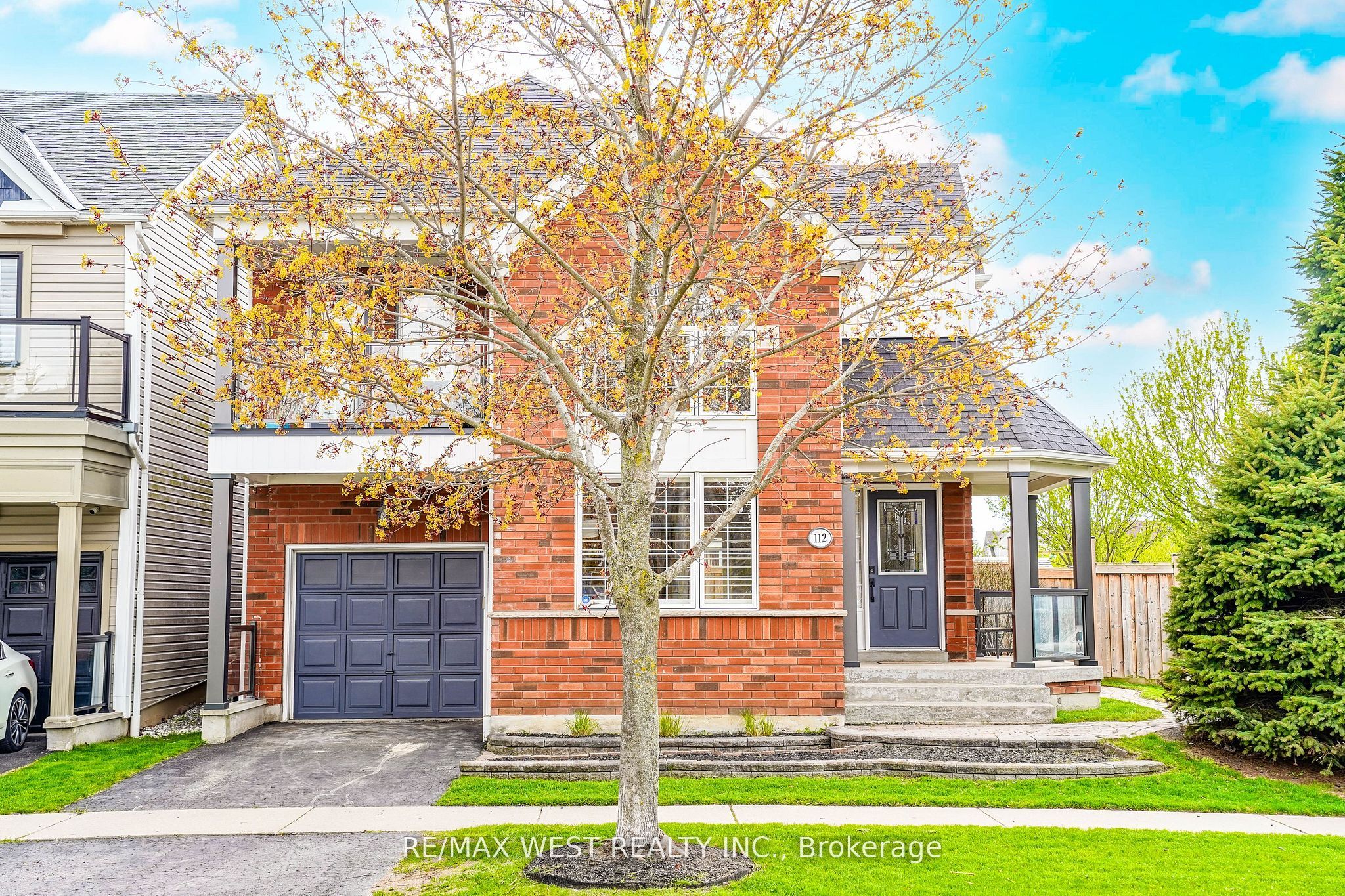 112 Handley Crescent