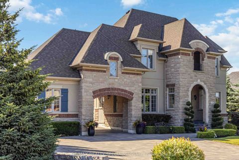 6 Holdroyd Court Halton Hills ON L7G 0E8