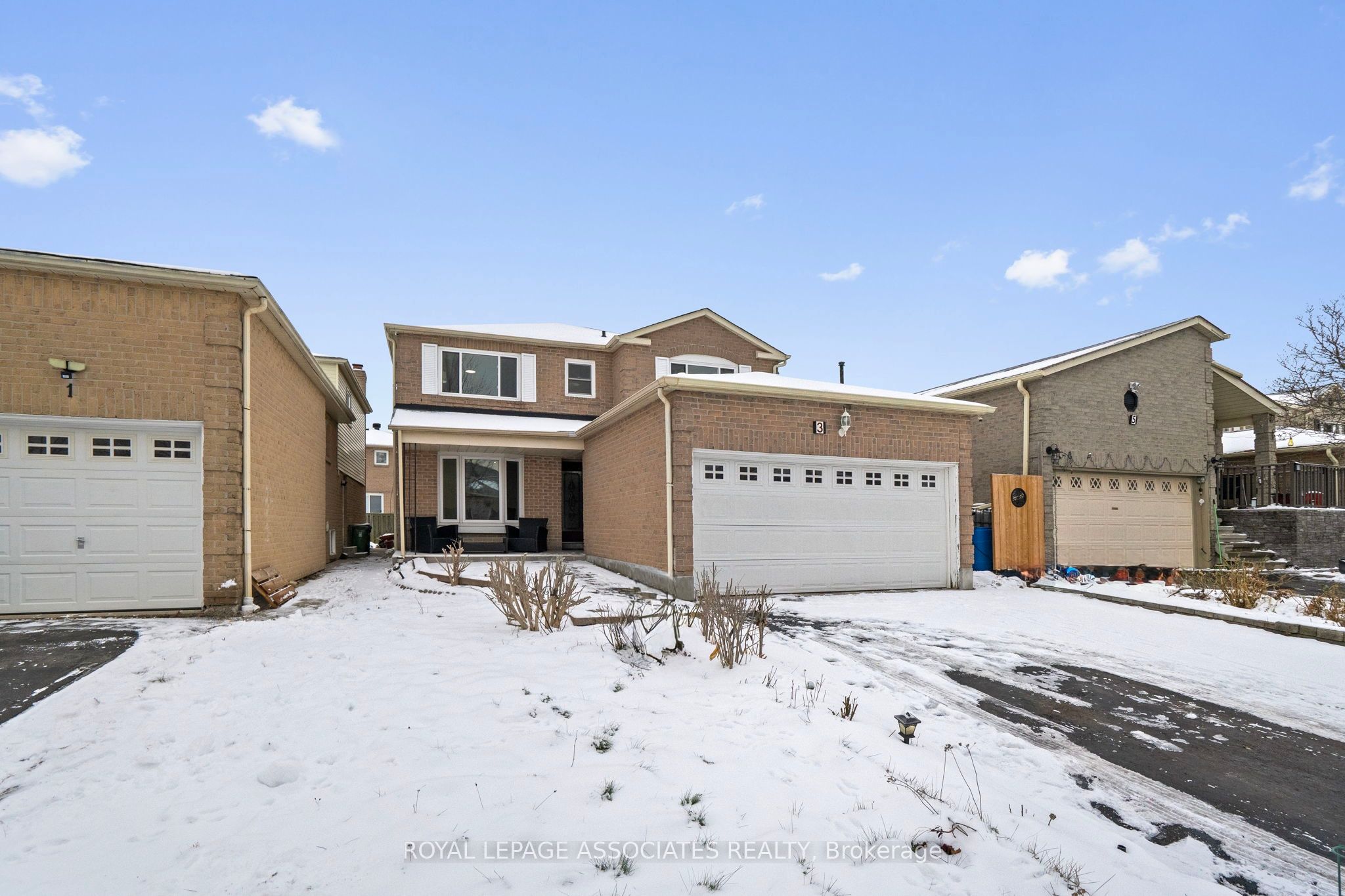 3 Middleport Crescent