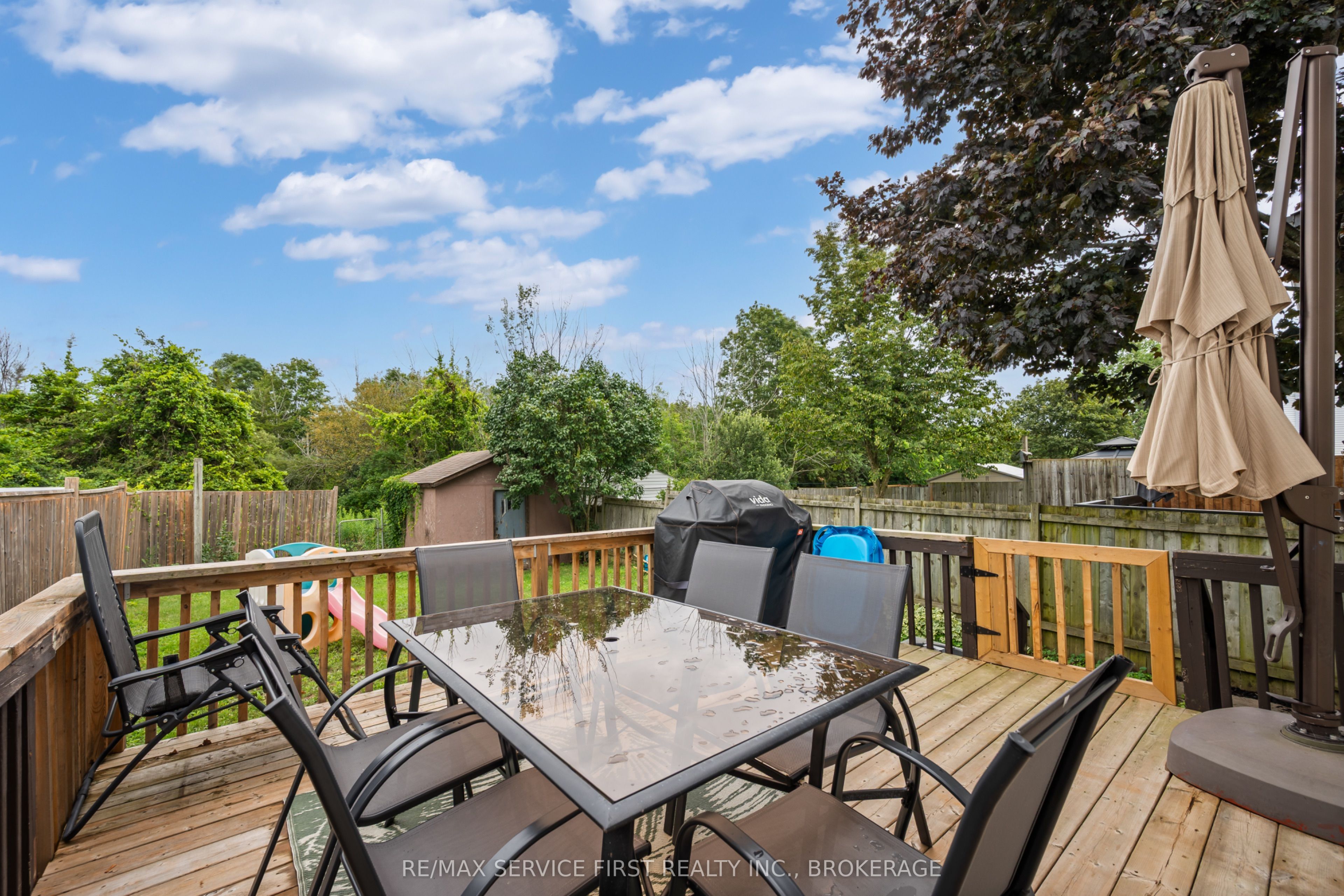 53 MCKEOWN Crescent
