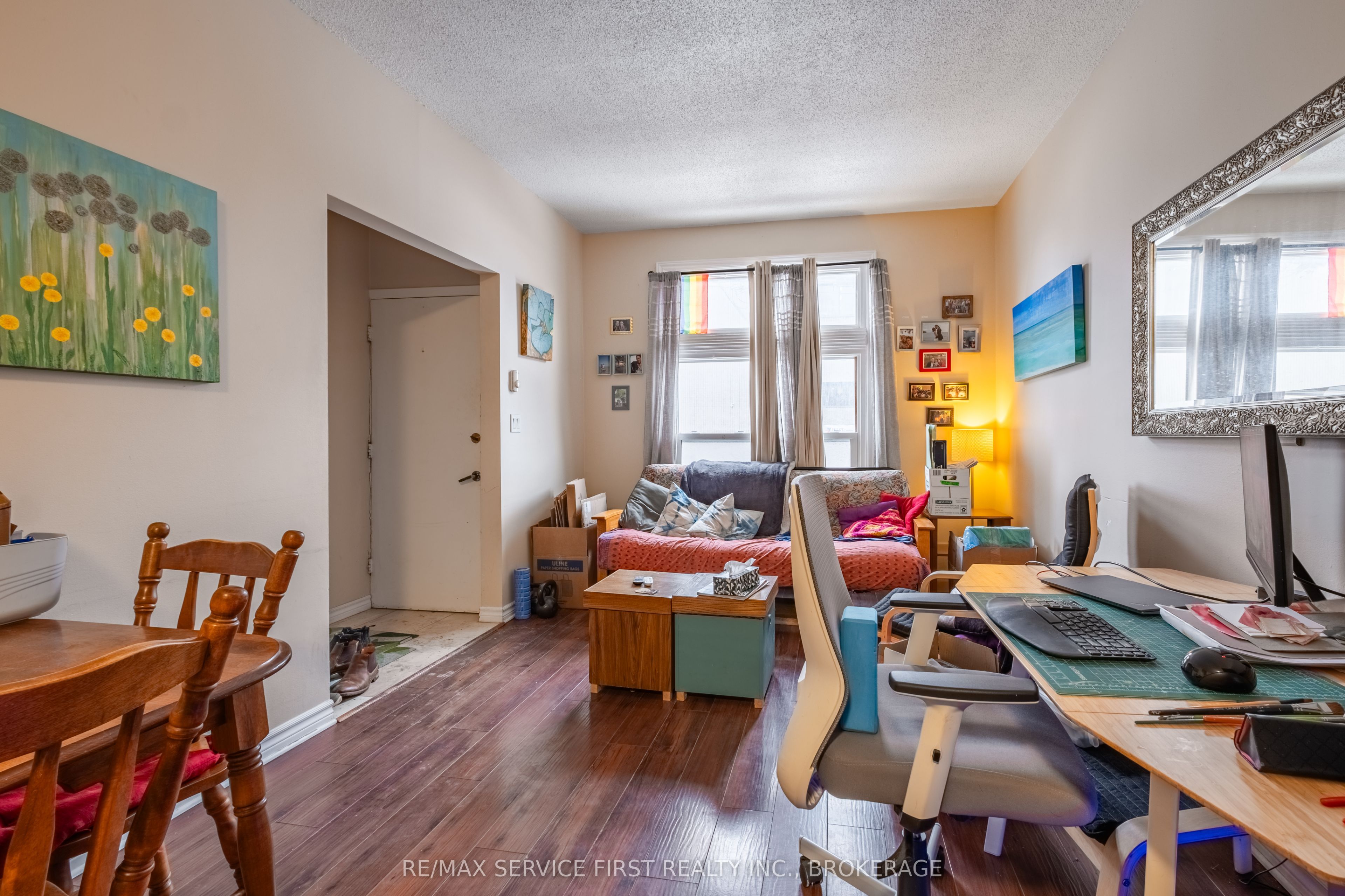 240 Wellington Street