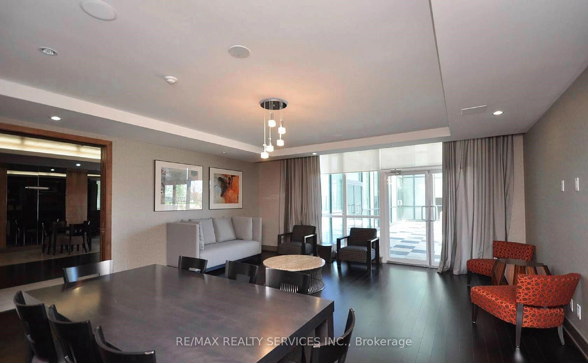 4099 Brickstone Mews 1806