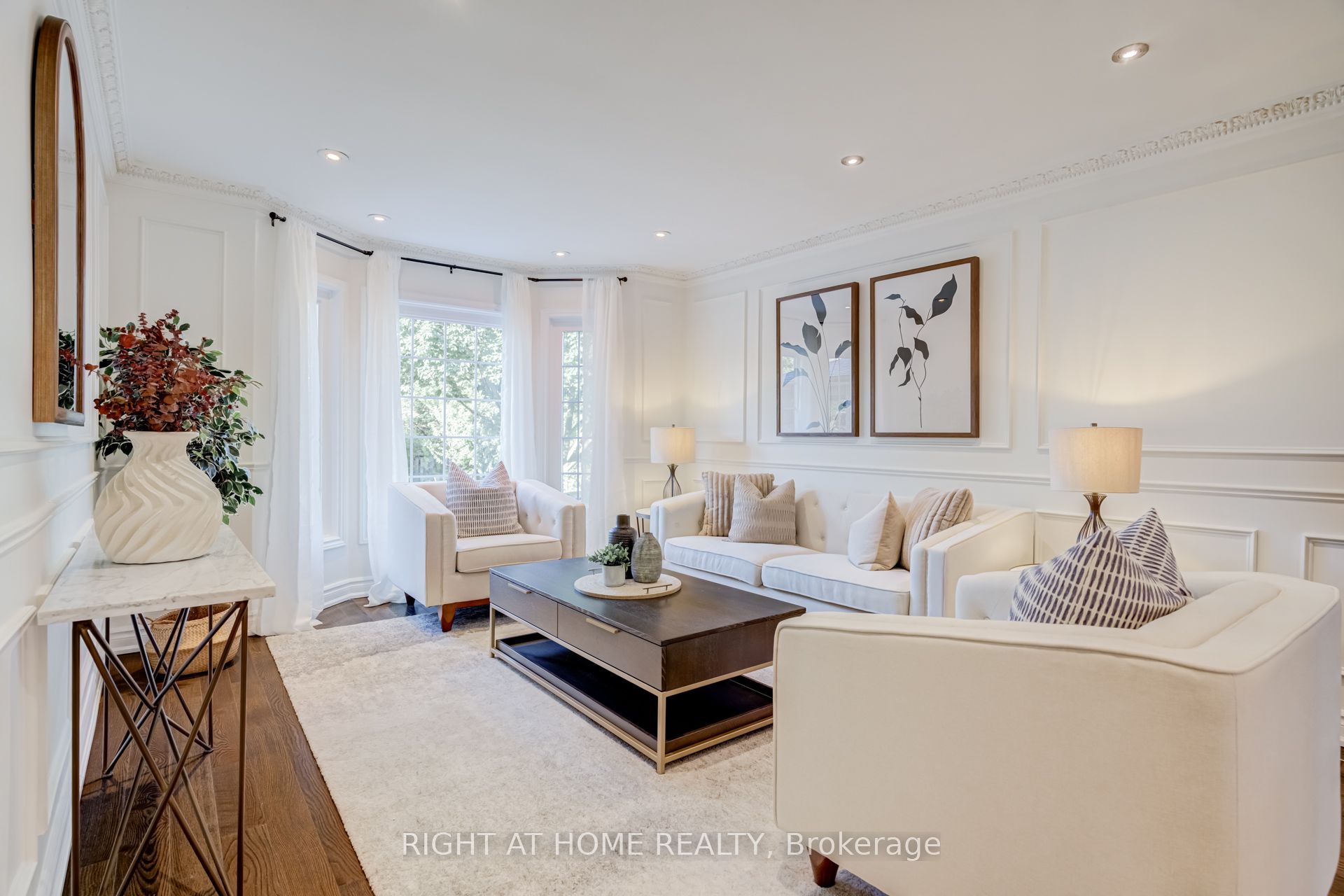 2598 Mason Heights