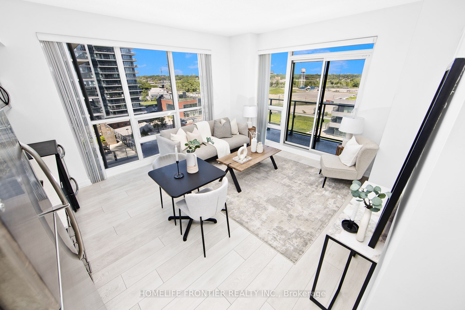 2212 Lakeshore Boulevard W 1108