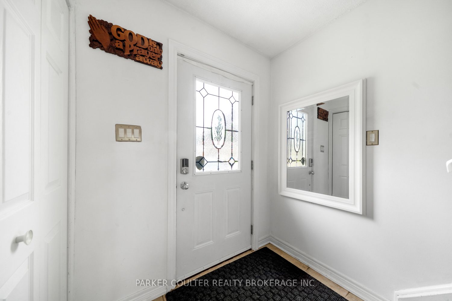 23 Chaucer Crescent