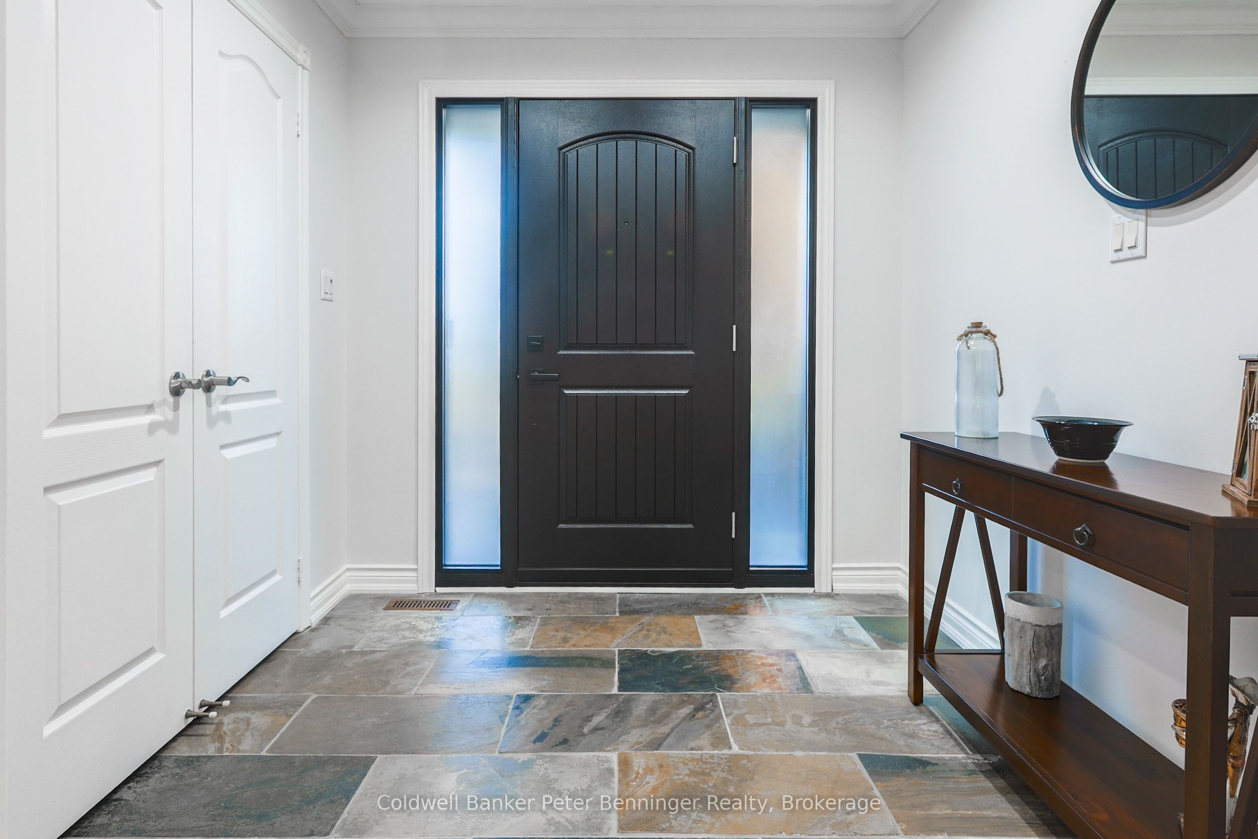 152 Treegrove Circle