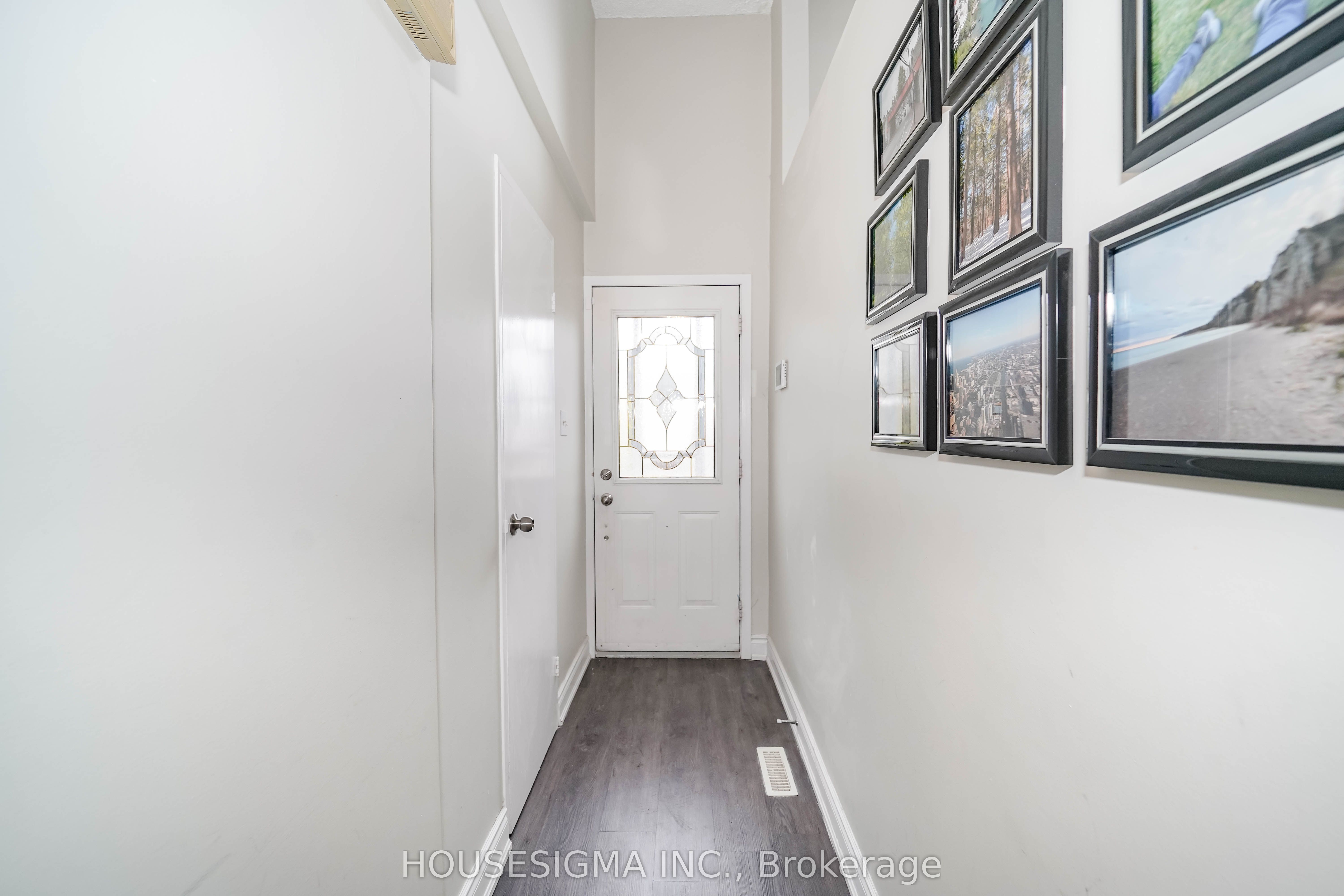 321 Blackthorn Street 31