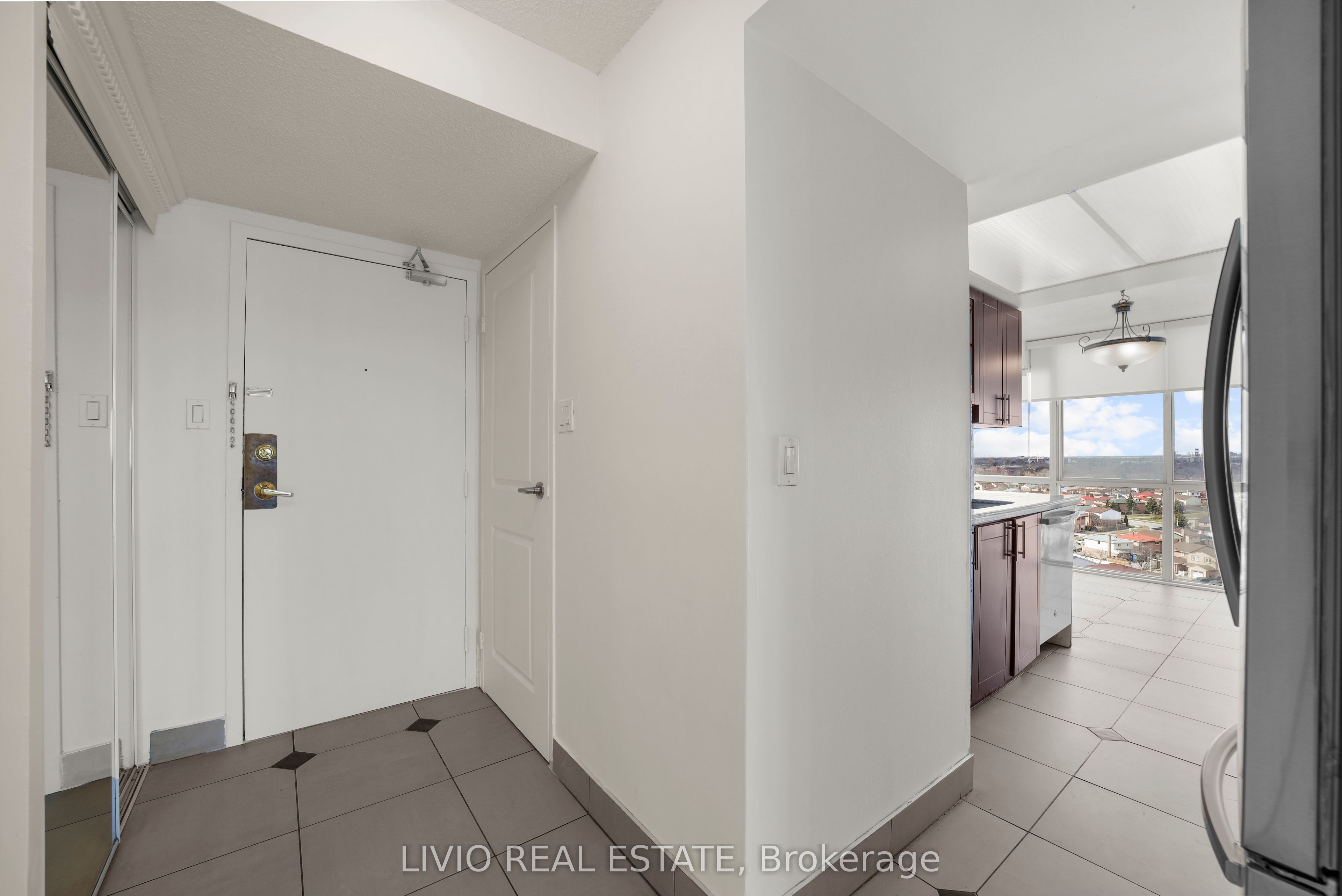 10 Markbrook Lane 1411