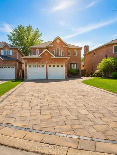 3 Gandy Court Ajax ON L1T 3T7