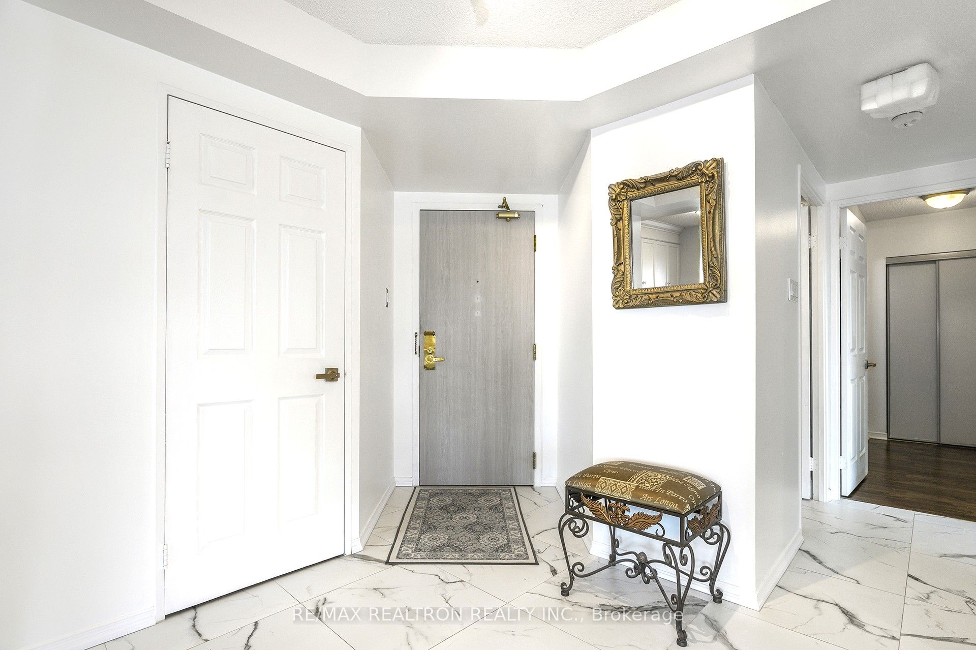 2155 Burnhamthorpe Road W 603