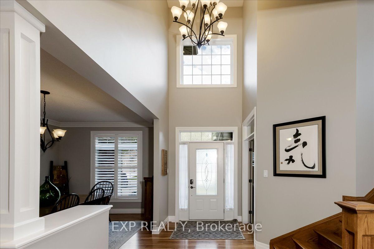 80 Foxhollow Drive