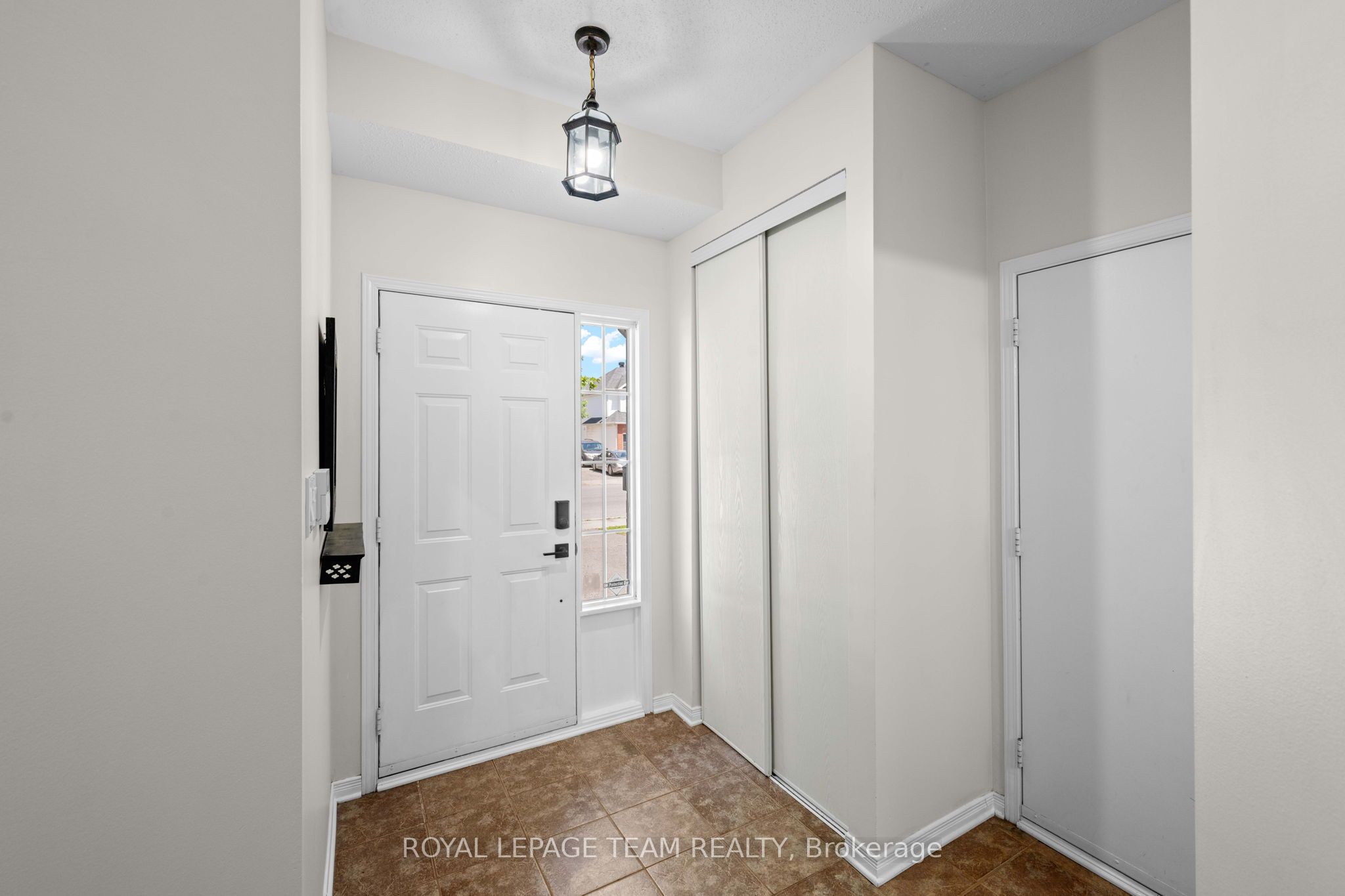 73 Deerfox Drive