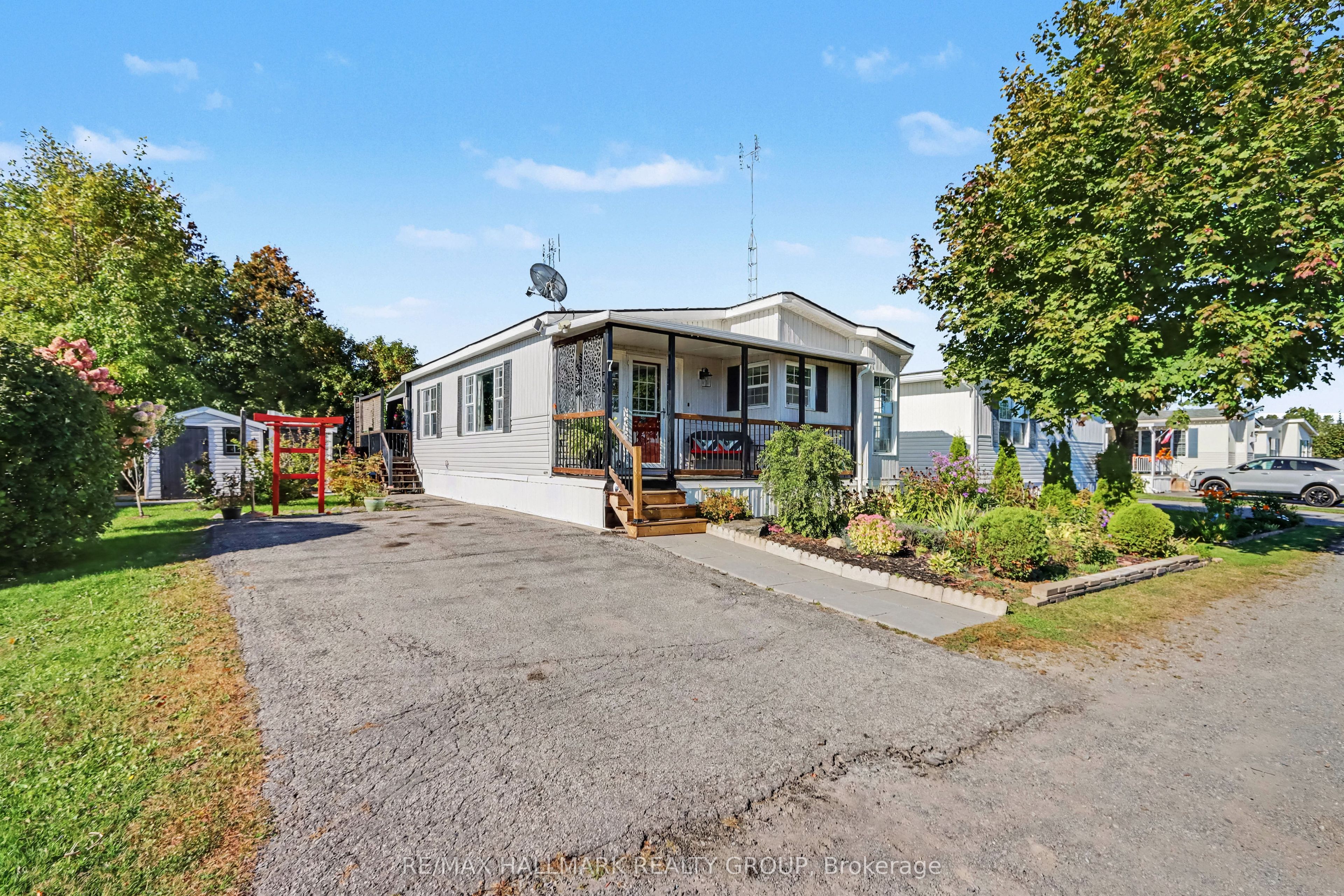 7 du Lac Private