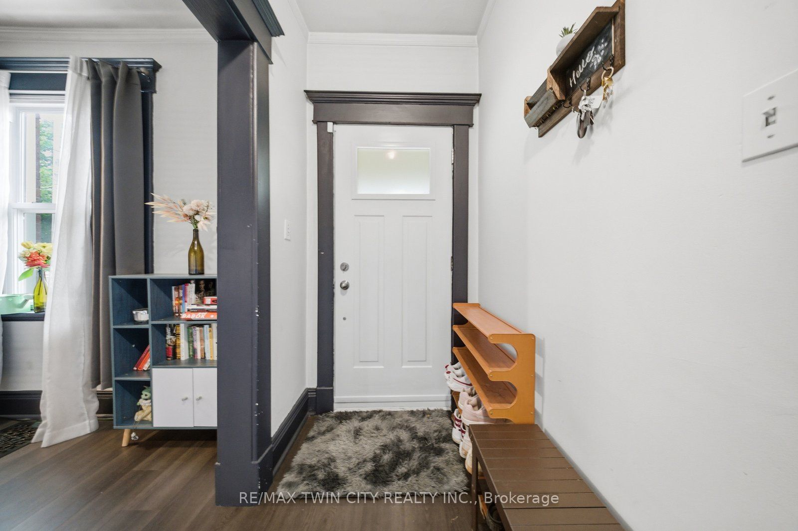 12 Brunswick Street N