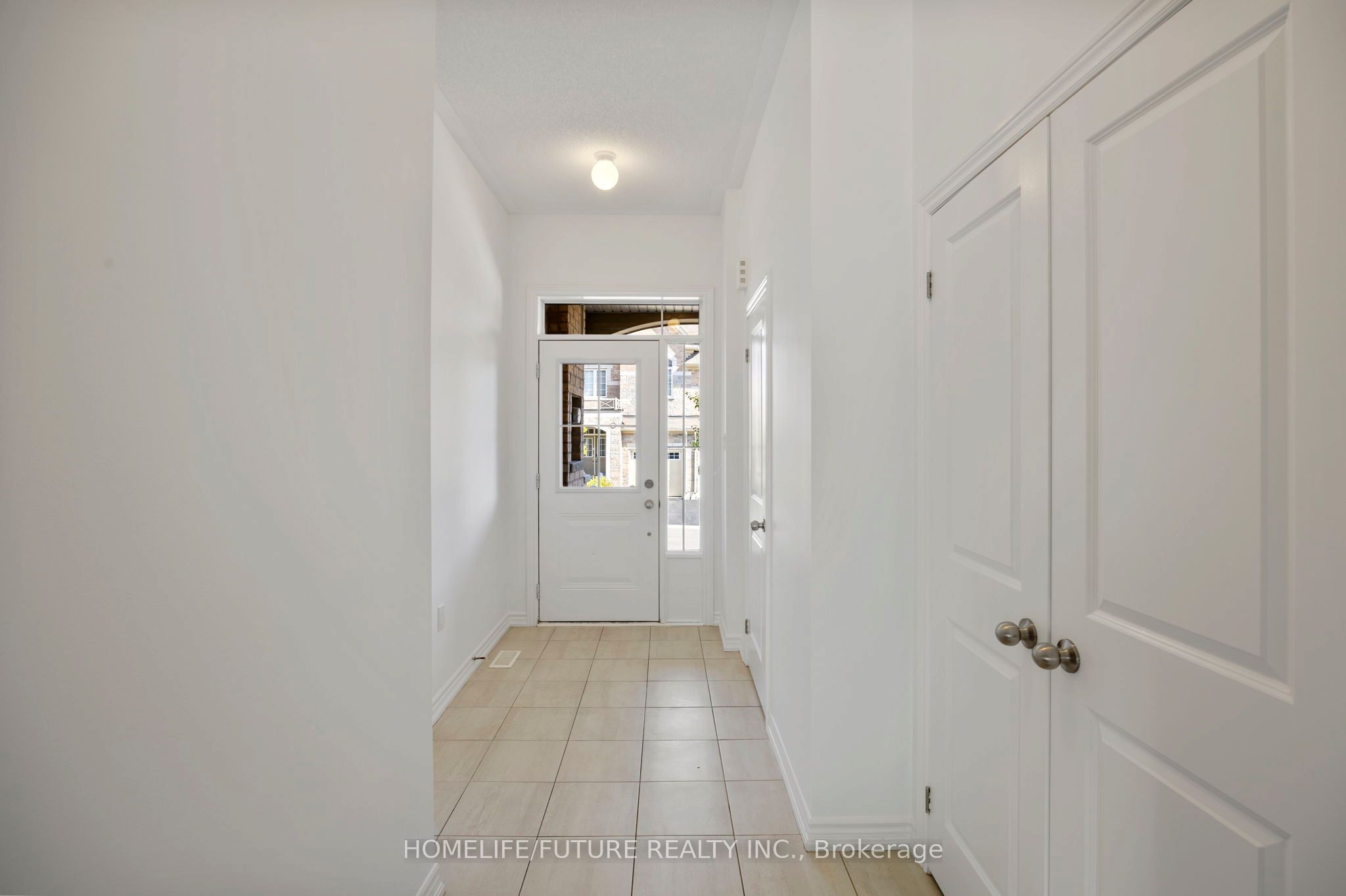 10 Brent Crescent