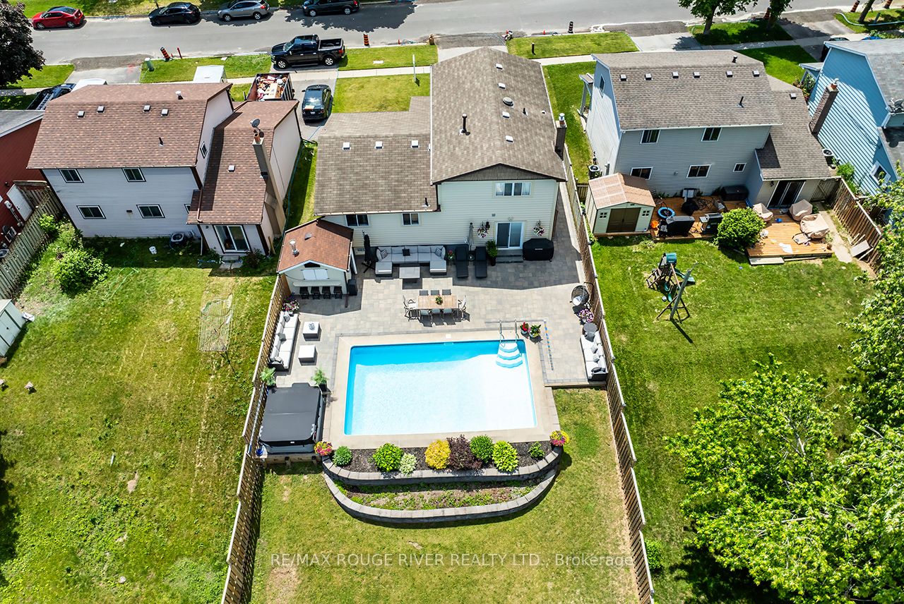 108 Roser Crescent