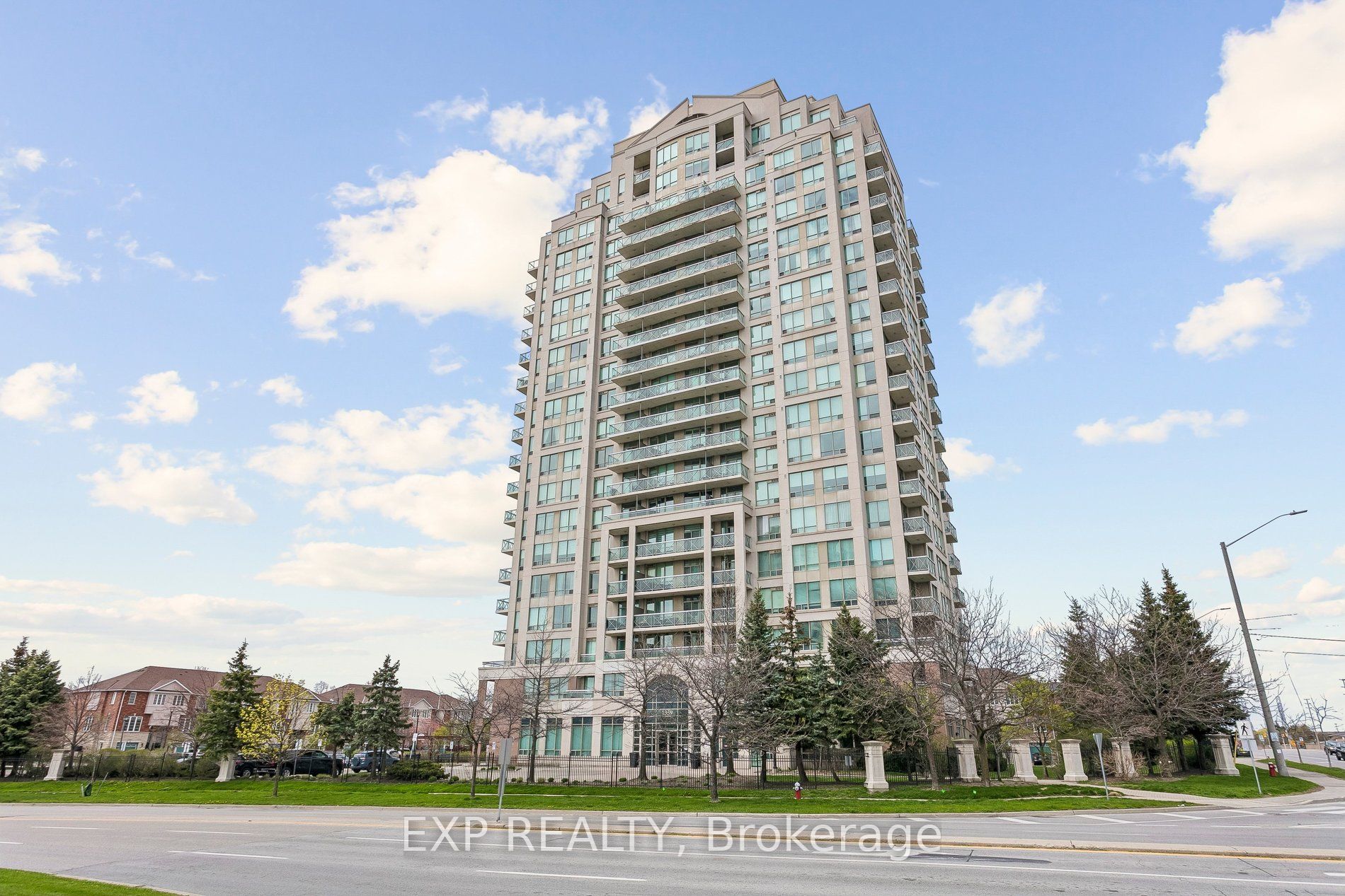 1359 Rathburn Road E 1406