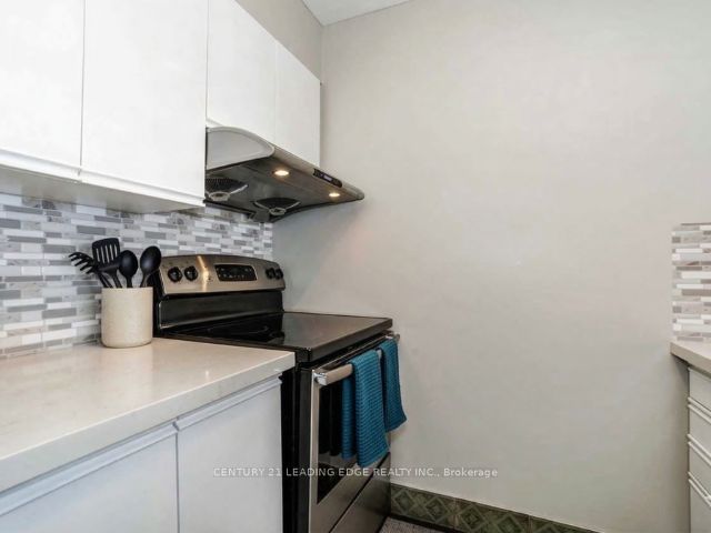 1665 Pickering Parkway 815