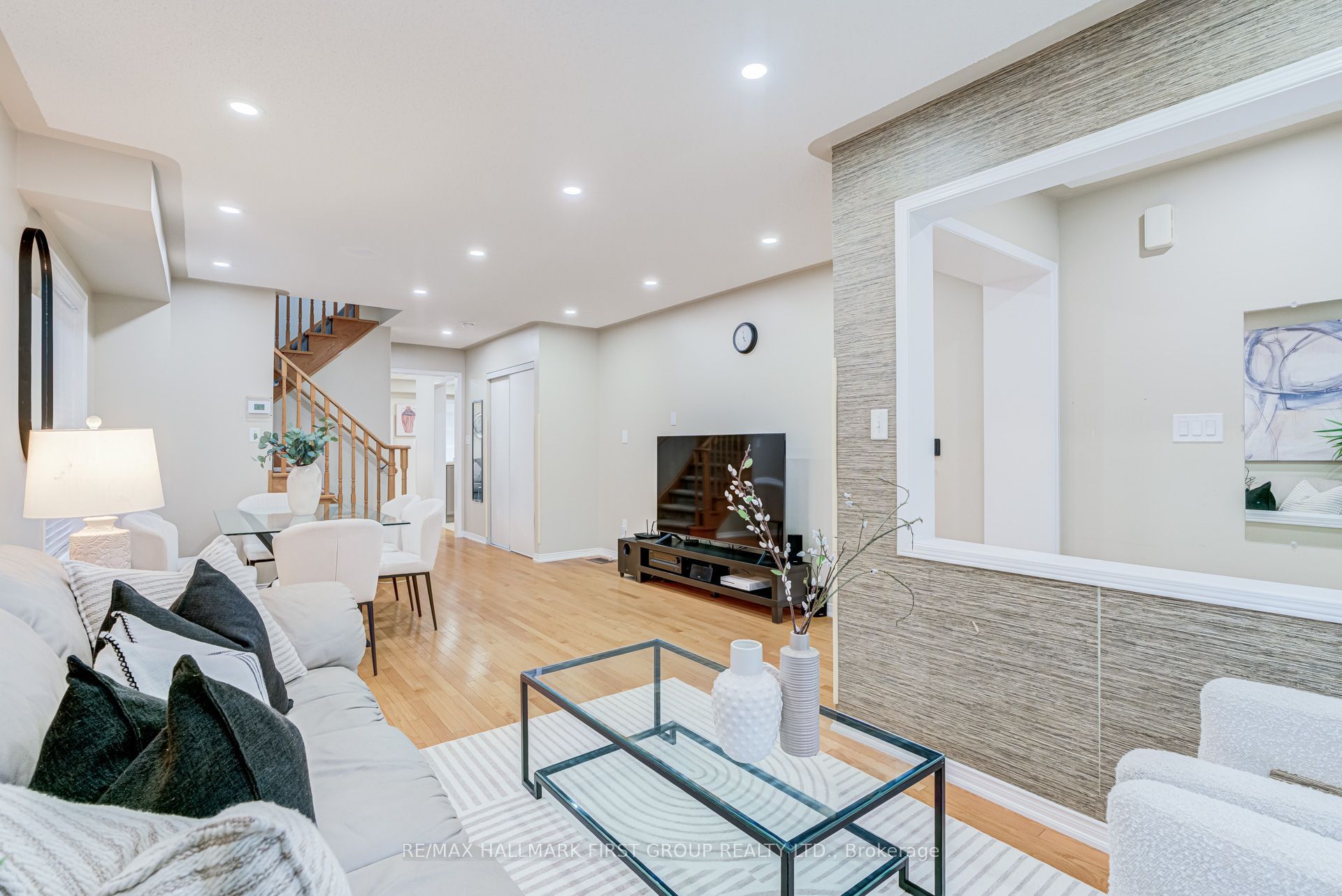 6 Tansley Crescent
