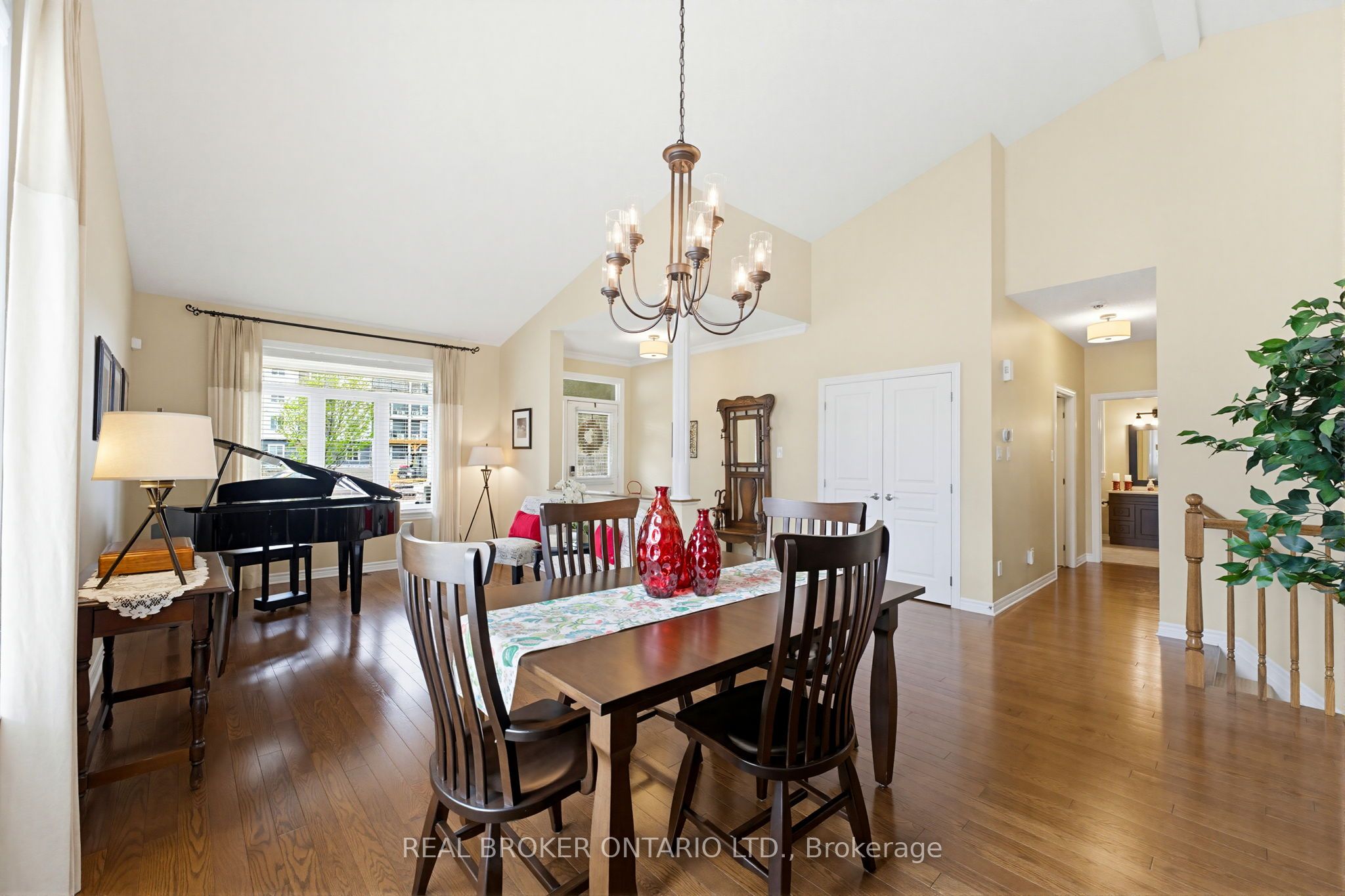 341 Bobolink Ridge