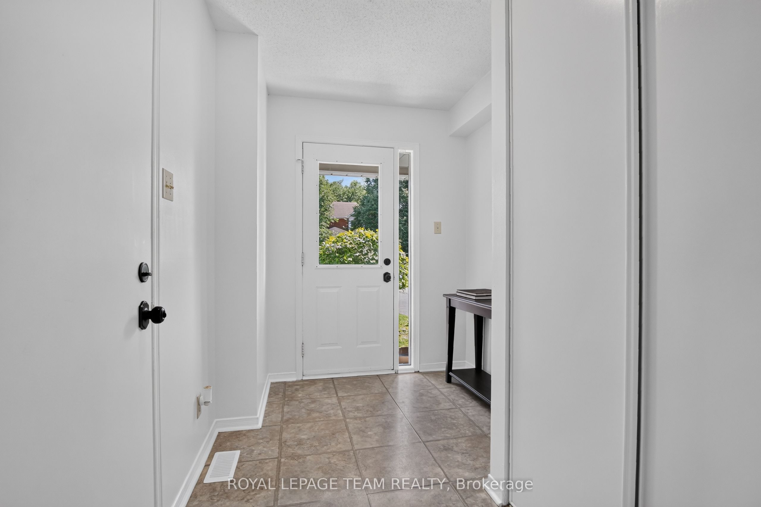 65 Woodpark Way