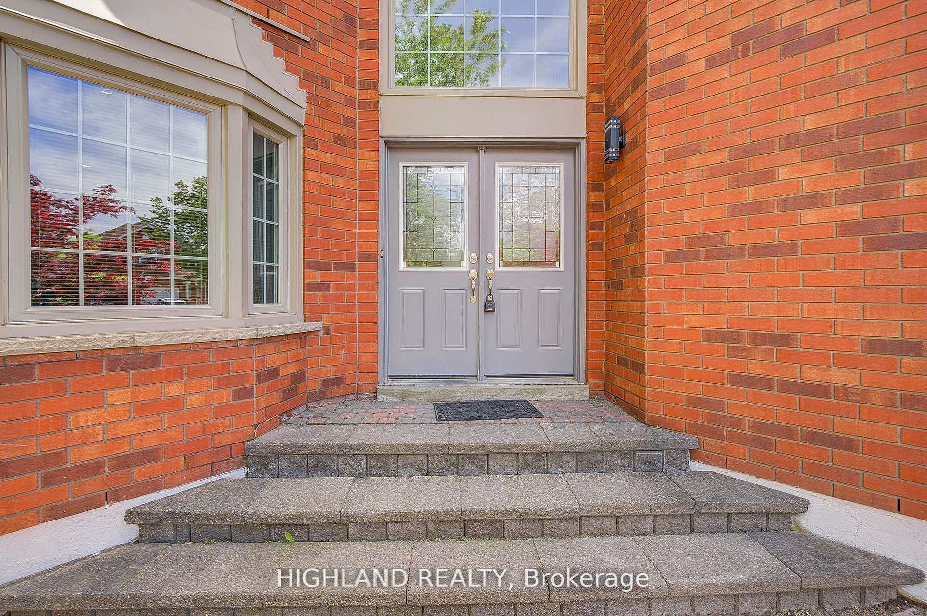 4781 Crystal Rose Drive