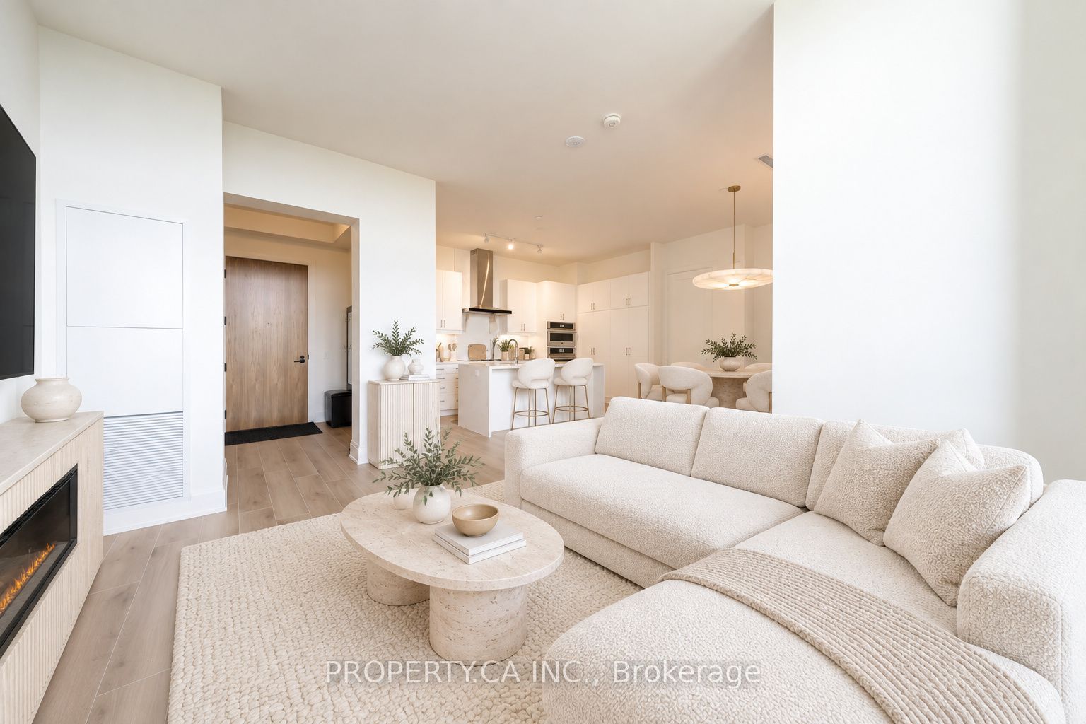 509 Dundas Street W 801