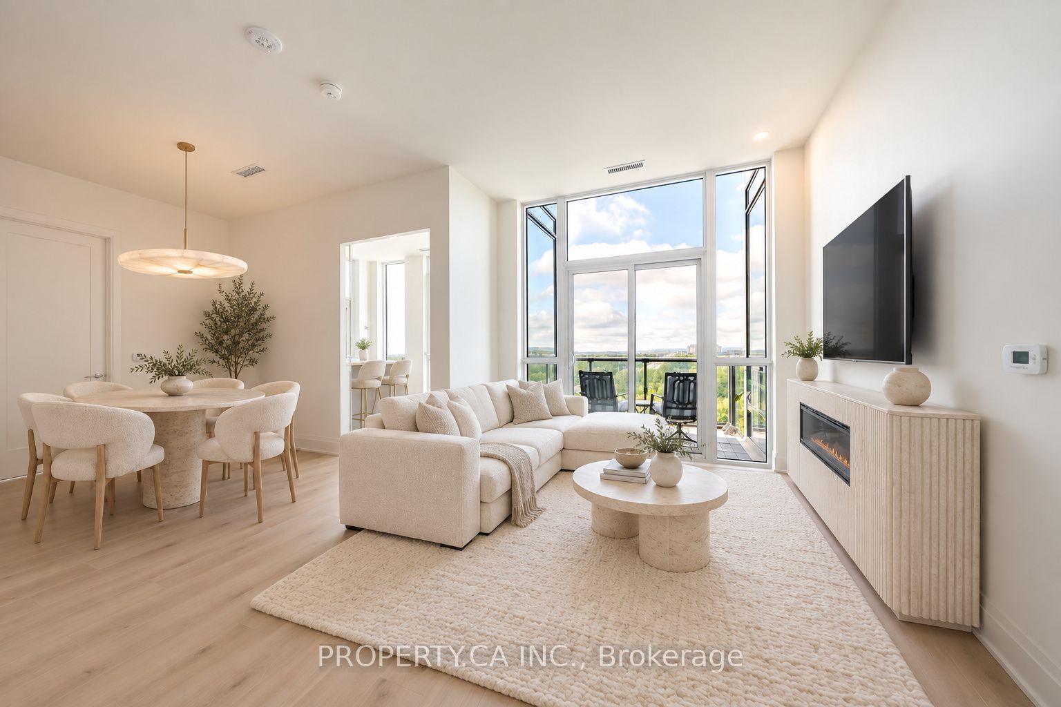 509 Dundas Street W 801