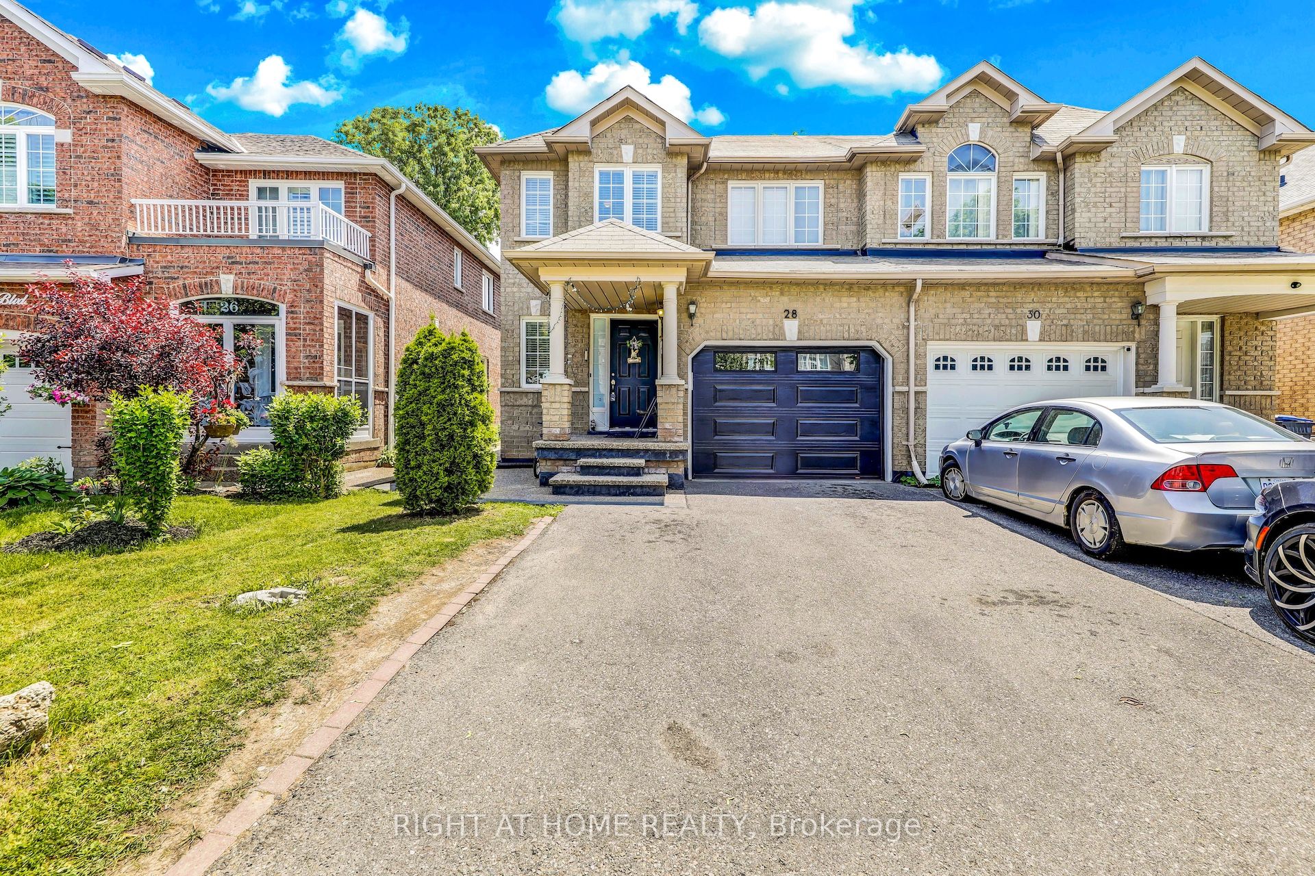 28 Cedarvalley Boulevard