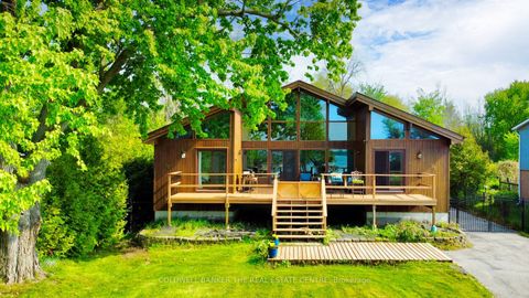 33 Lake Drive E Georgina ON L4P 3E9