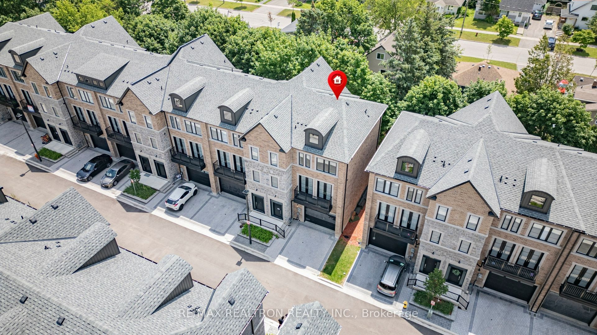 260 Eagle Street 21